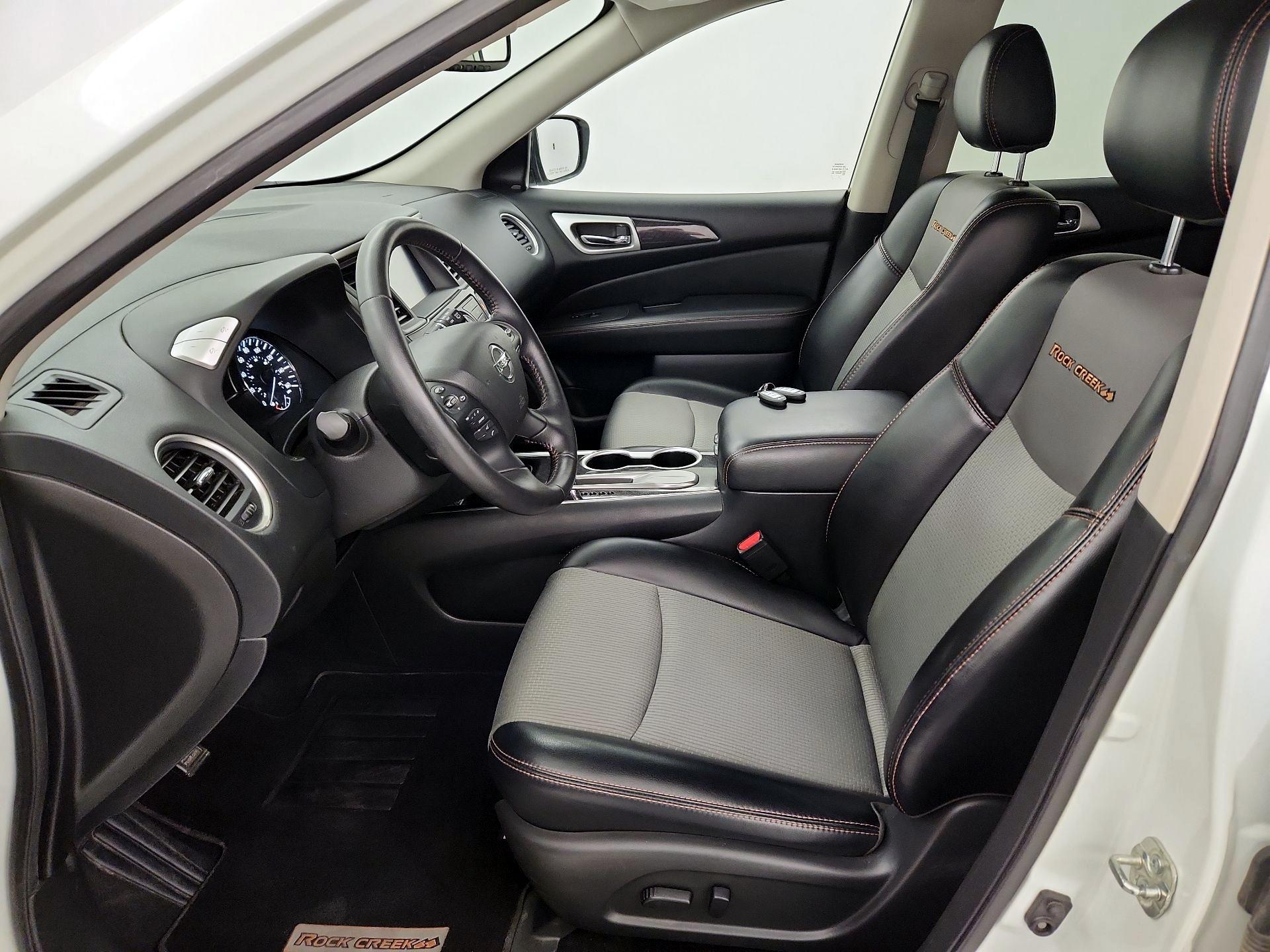 Thumbnail: 2020 Nissan Pathfinder - 11