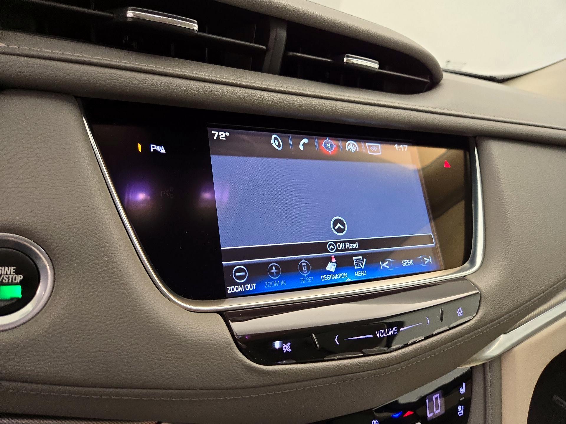 Thumbnail: 2017 Cadillac XT5 - 14