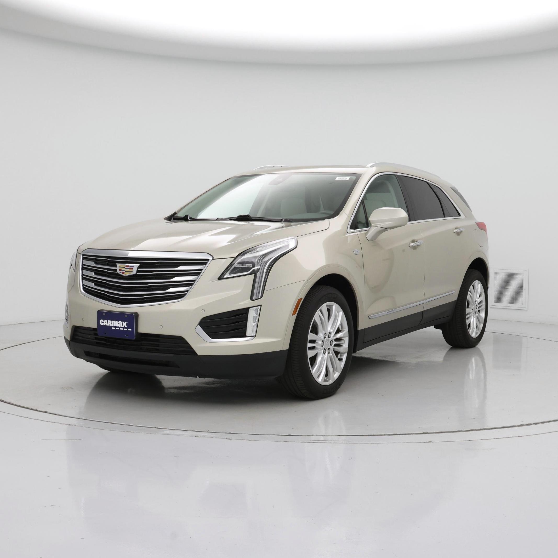 Thumbnail: 2017 Cadillac XT5 - 4