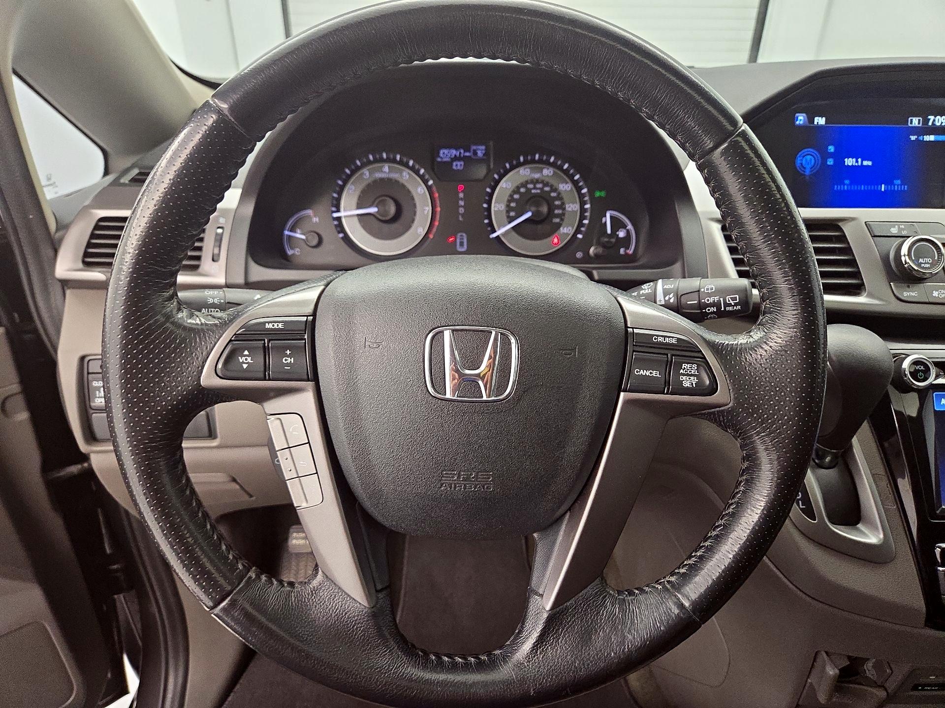 Thumbnail: 2016 Honda Odyssey - 10