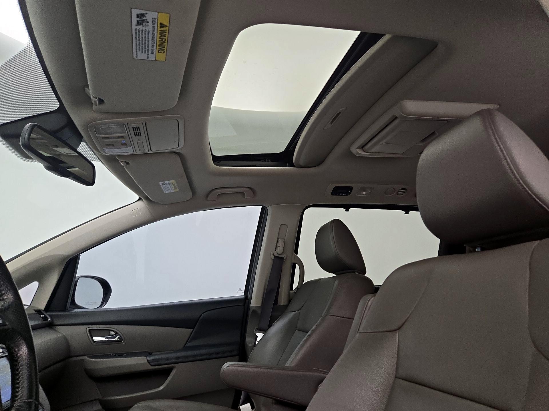 Thumbnail: 2016 Honda Odyssey - 19