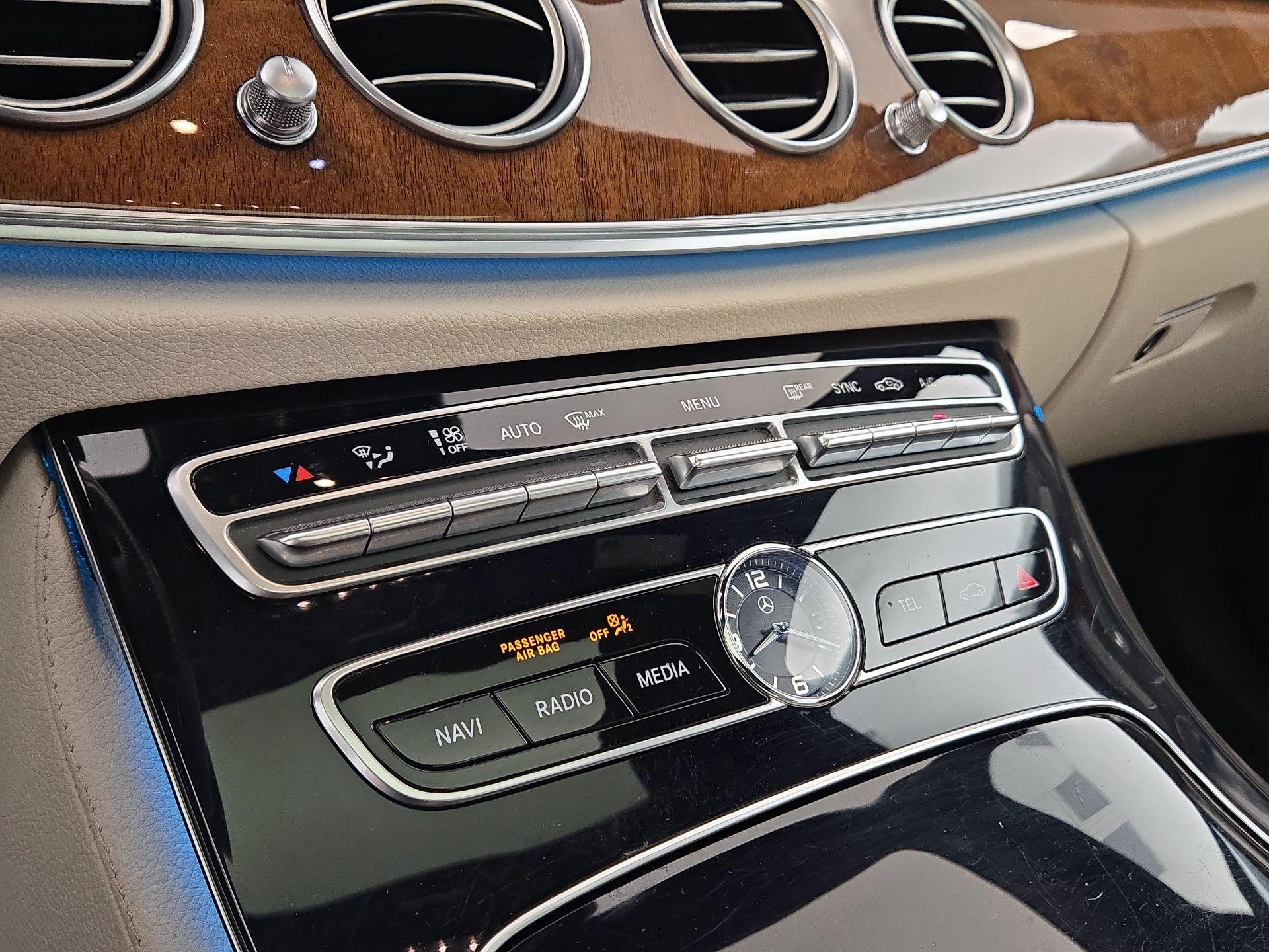 Thumbnail: 2017 Mercedes-Benz E-Class - 17