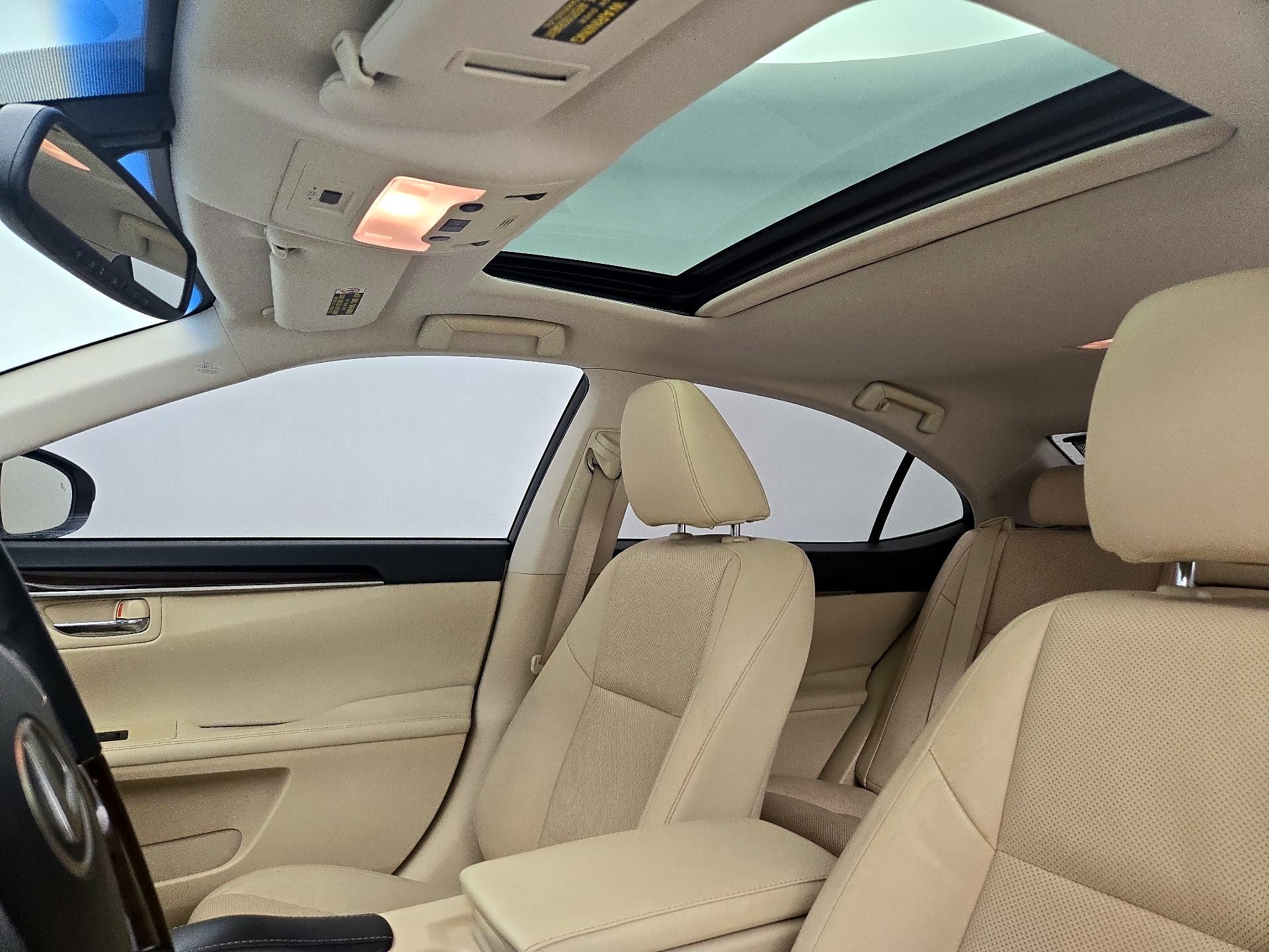 Thumbnail: 2013 Lexus ES - 20