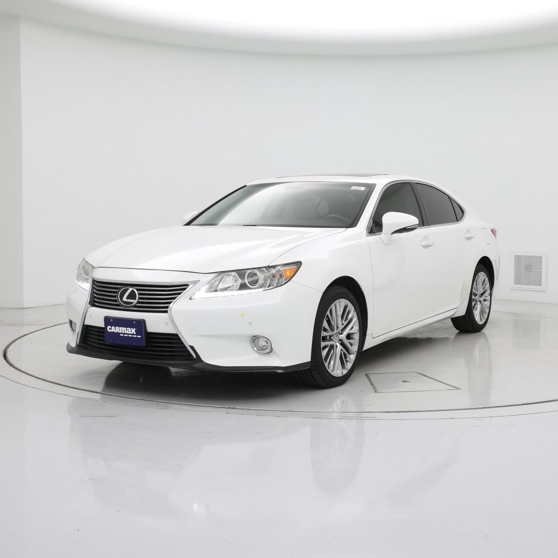 Thumbnail: 2013 Lexus ES - 4