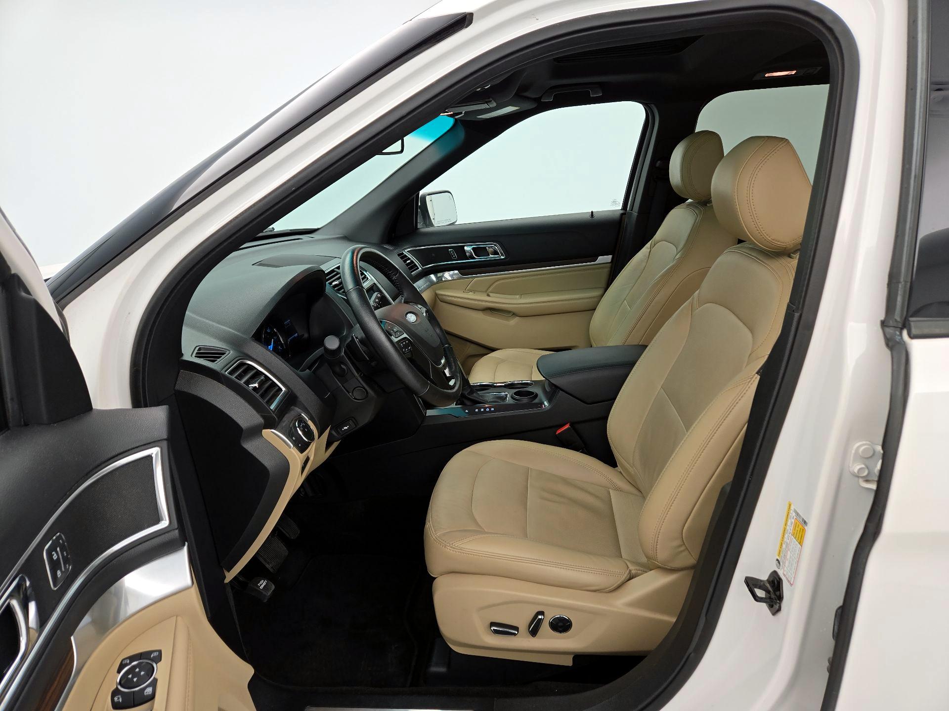 Thumbnail: 2017 Ford Explorer - 11