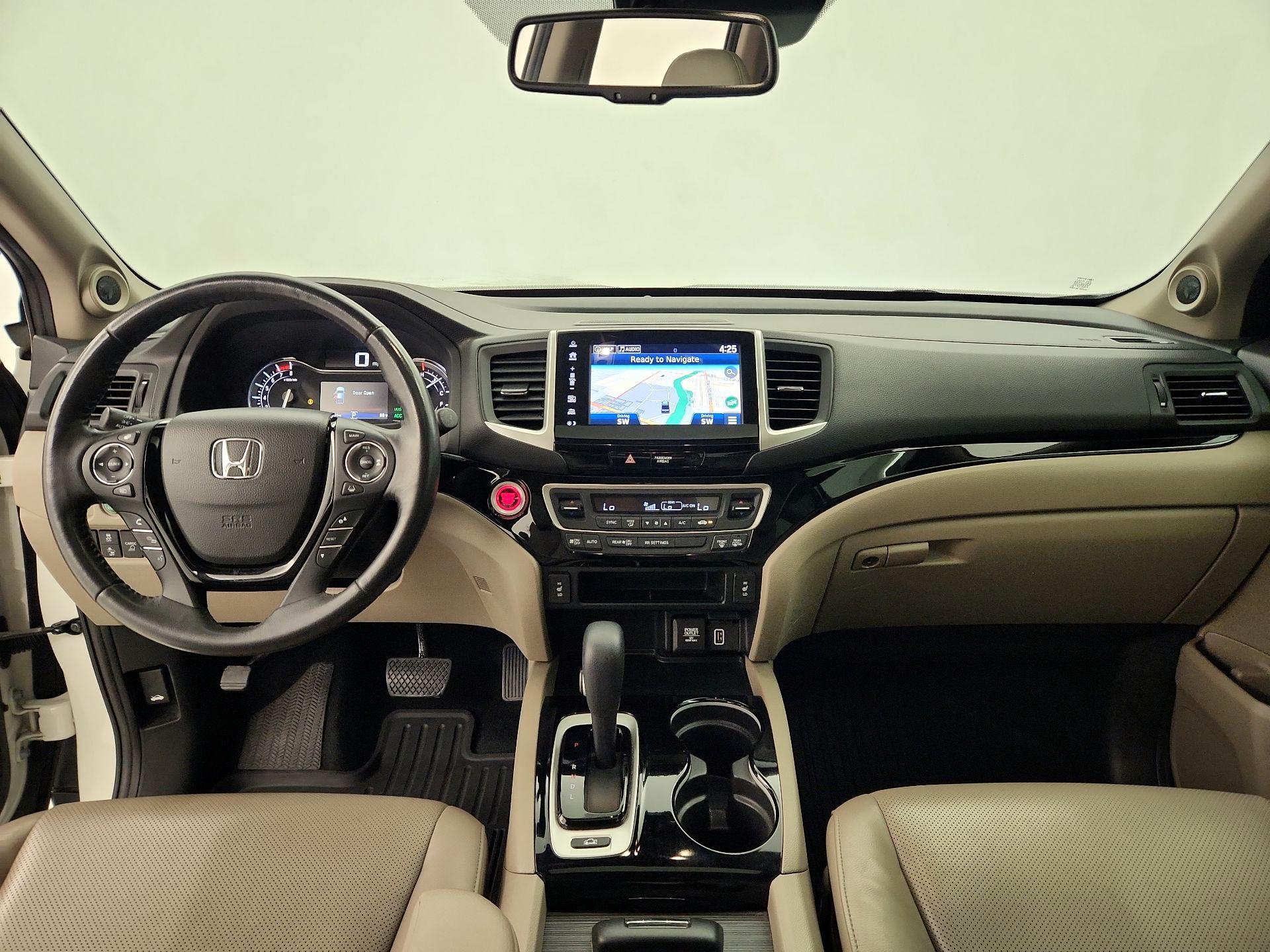 Thumbnail: 2019 Honda Ridgeline - 9