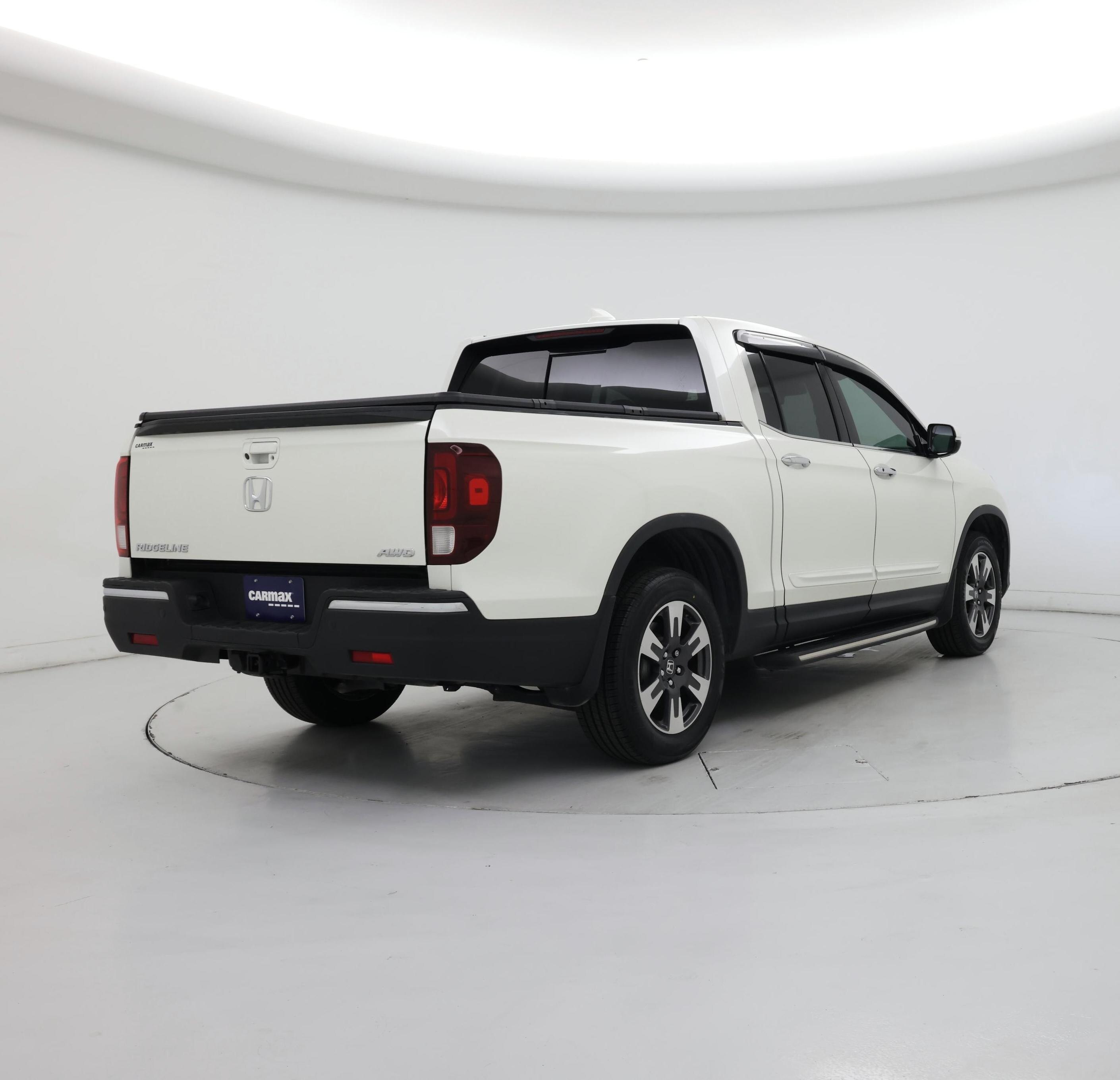 Thumbnail: 2019 Honda Ridgeline - 8