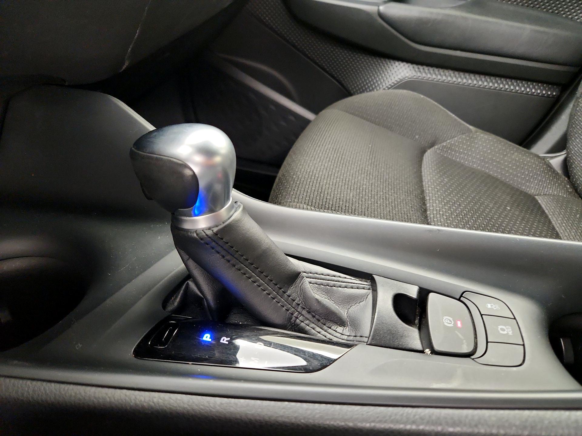 Thumbnail: 2019 Toyota C-HR - 17
