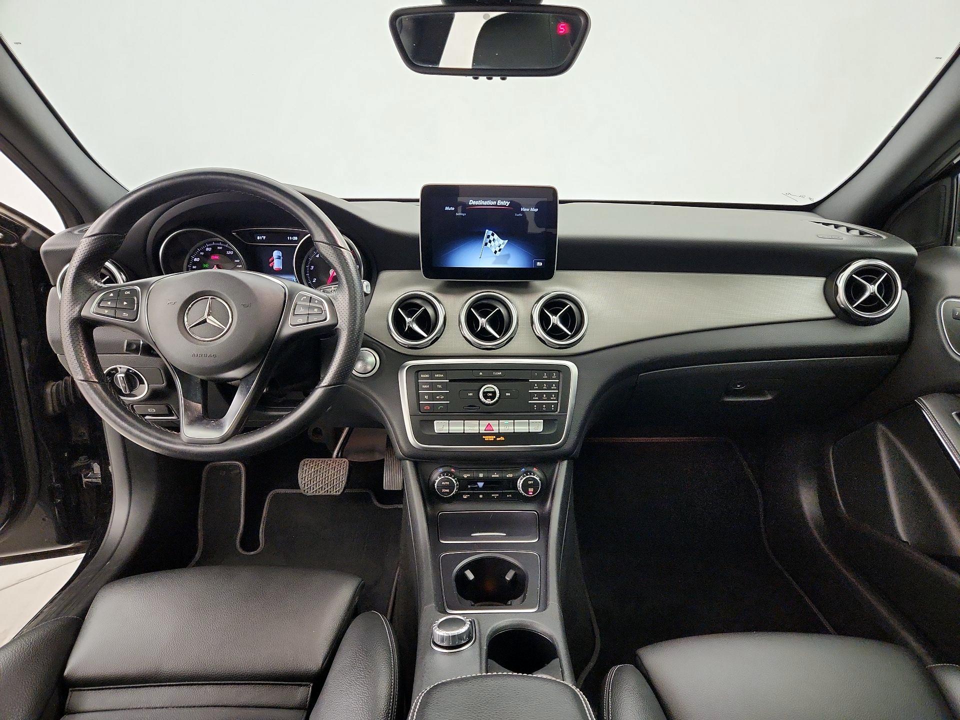 Thumbnail: 2019 Mercedes-Benz GLA - 9
