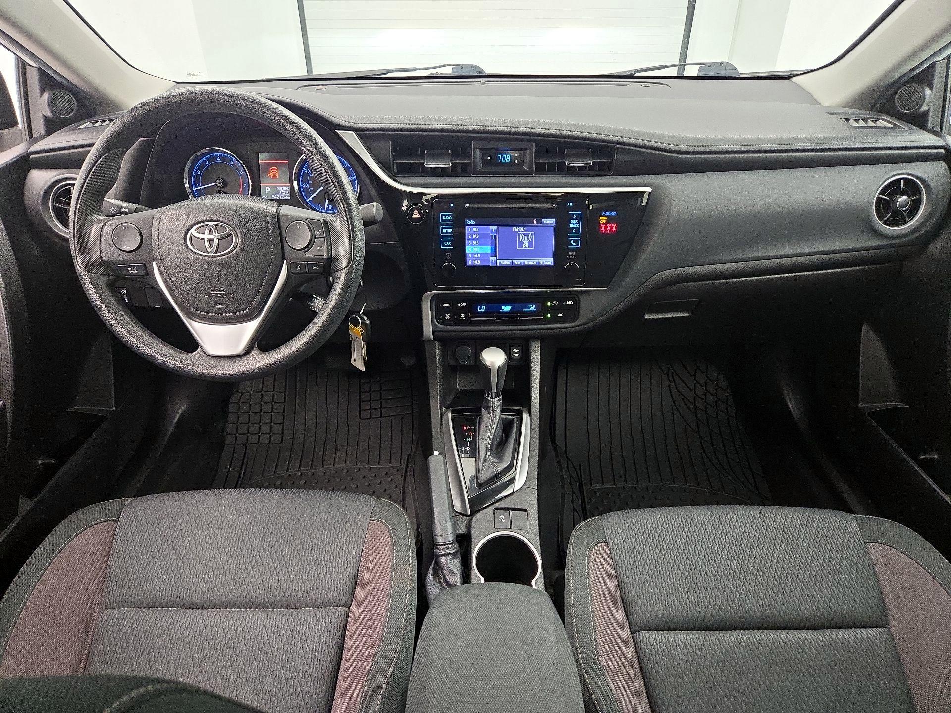 Thumbnail: 2018 Toyota Corolla - 9