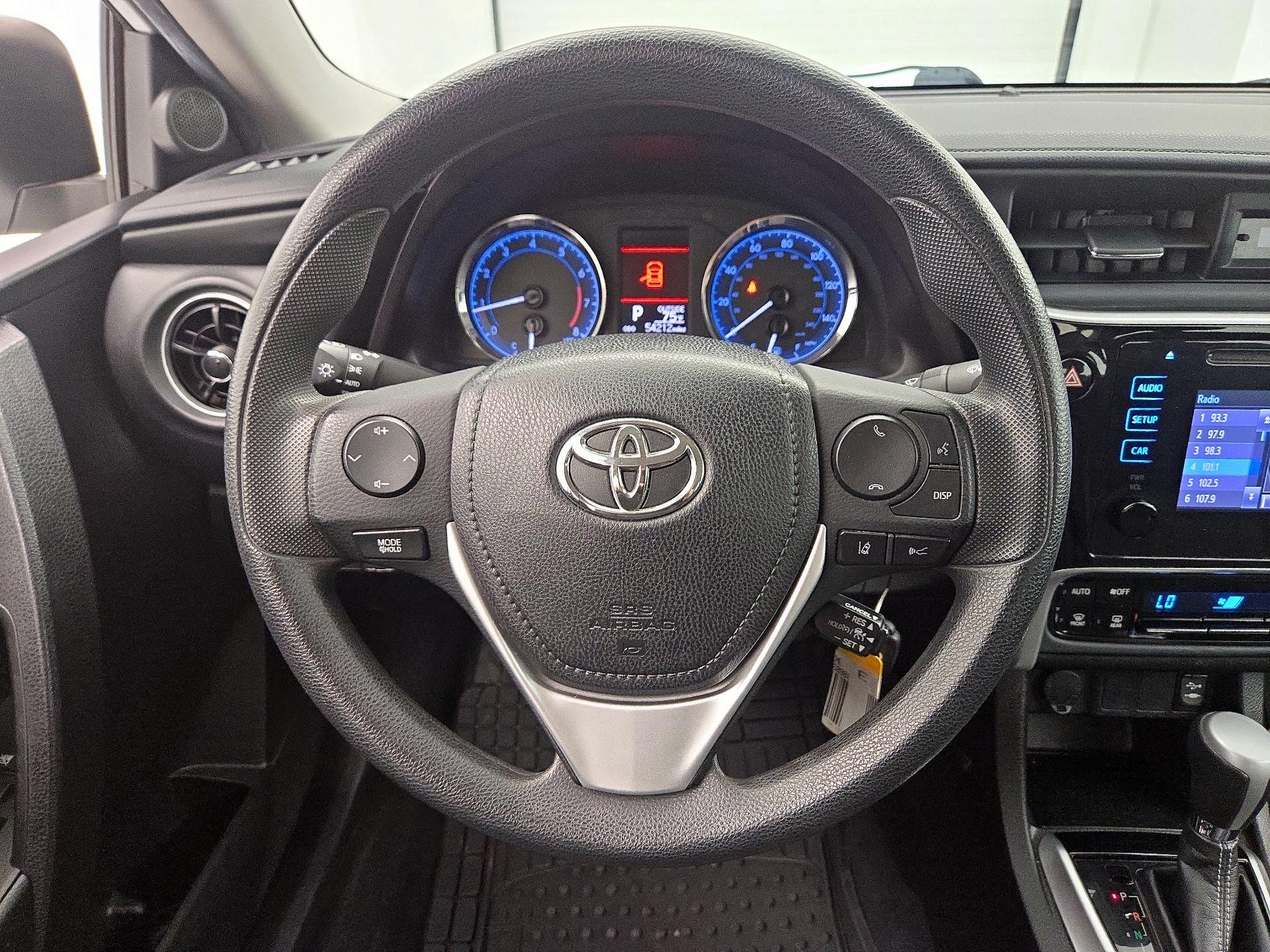 Thumbnail: 2018 Toyota Corolla - 10