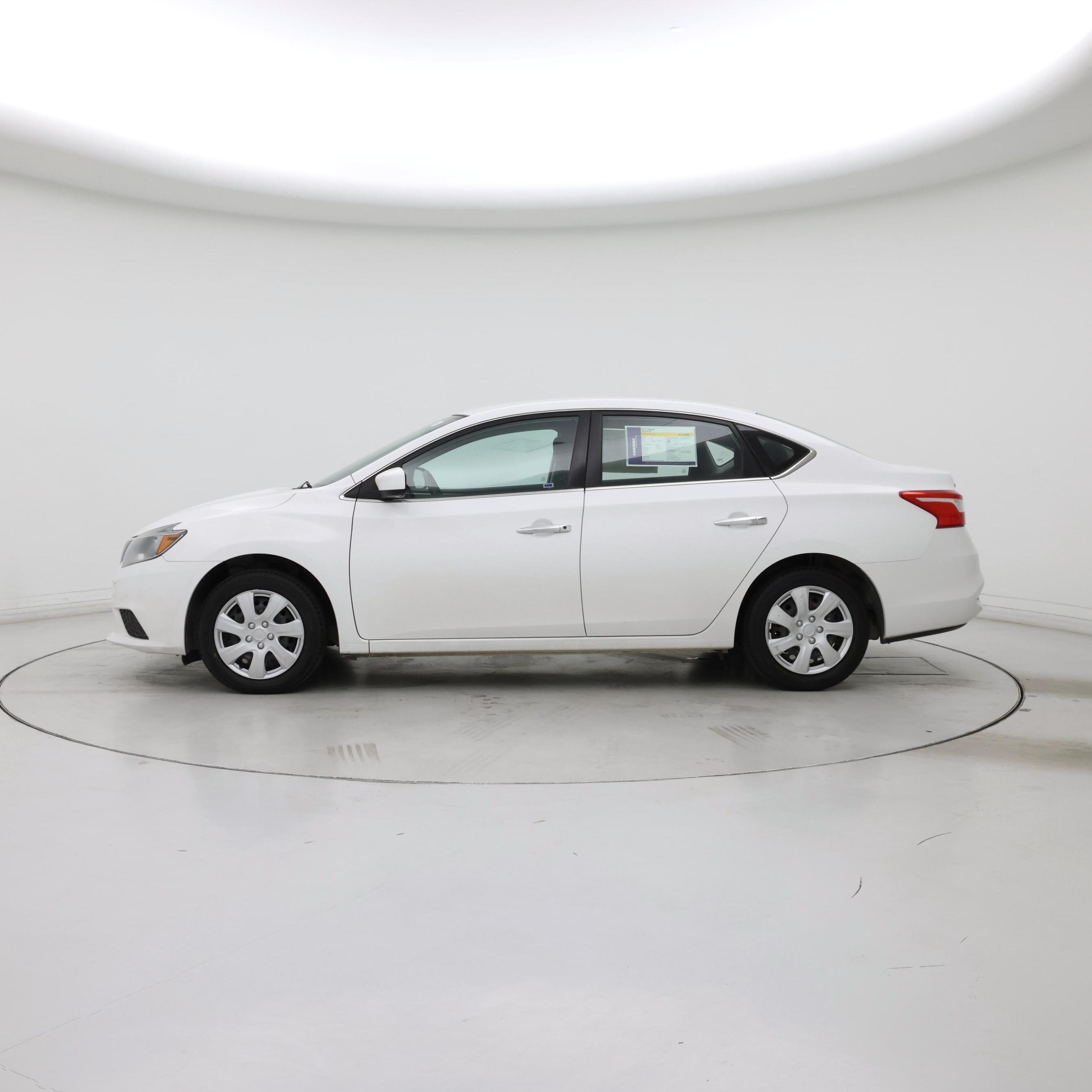 Thumbnail: 2017 Nissan Sentra - 3