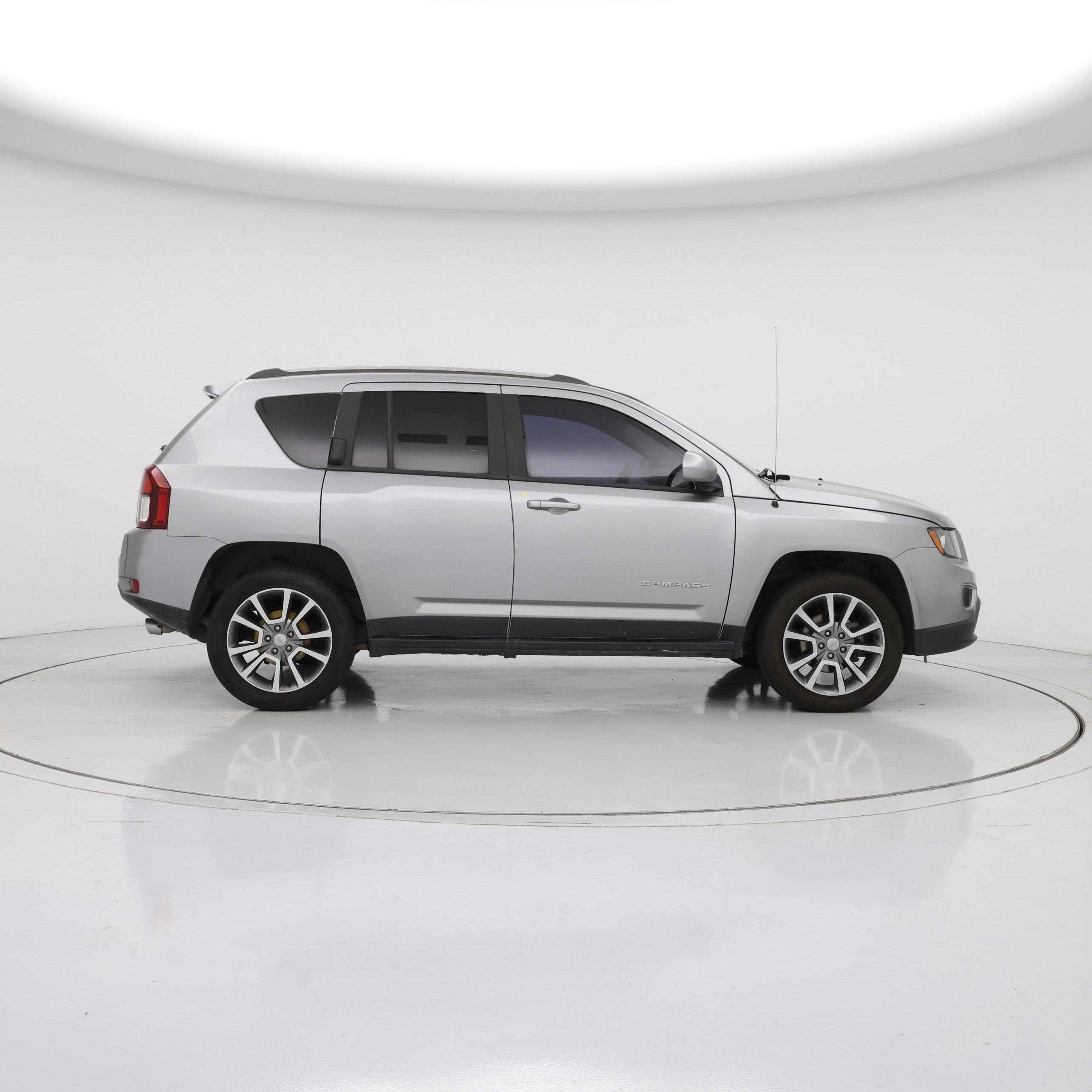 Thumbnail: 2016 Jeep Compass - 7