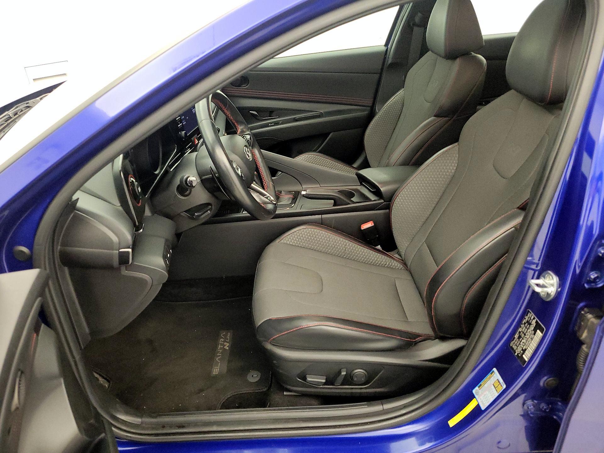 Thumbnail: 2022 Hyundai Elantra - 11