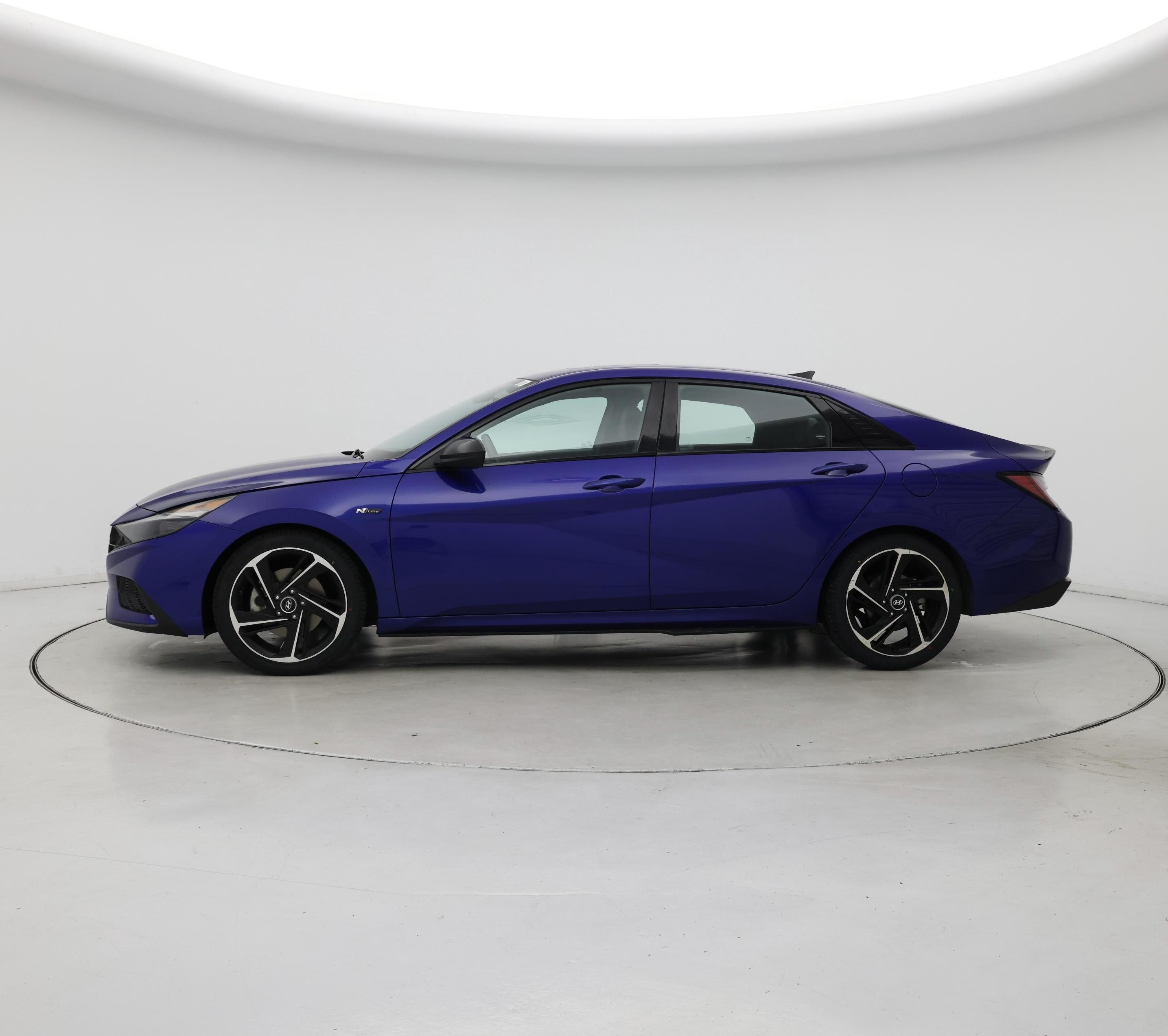 Thumbnail: 2022 Hyundai Elantra - 3