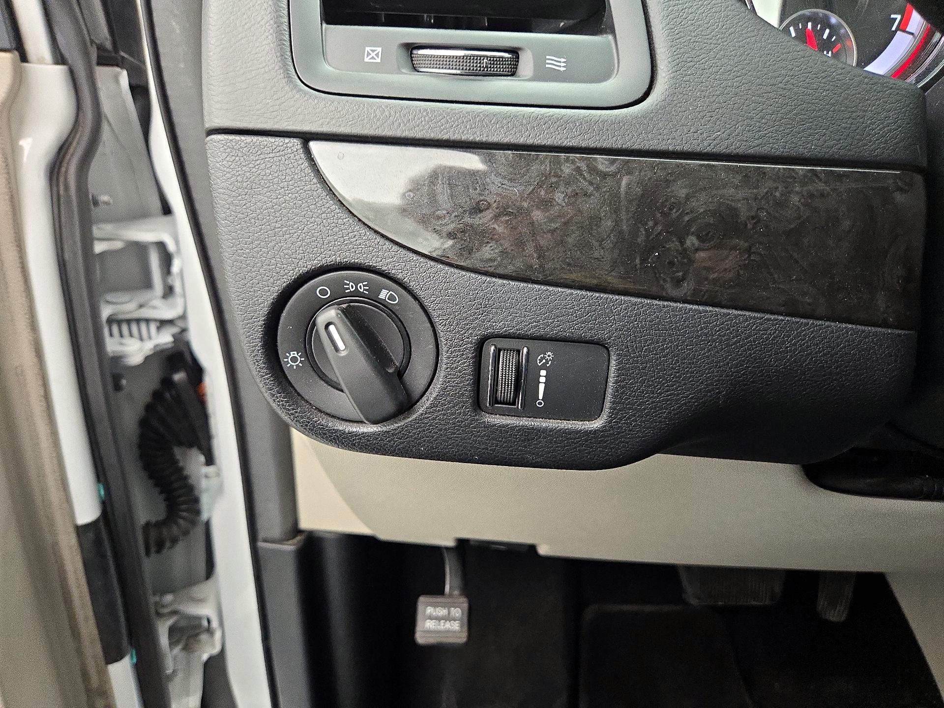 Thumbnail: 2018 Dodge Grand Caravan - 13