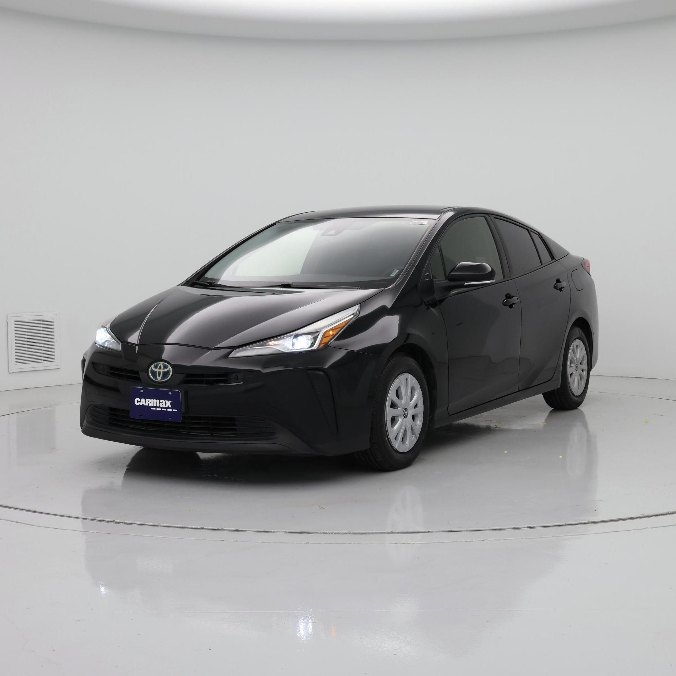 Thumbnail: 2022 Toyota Prius - 4