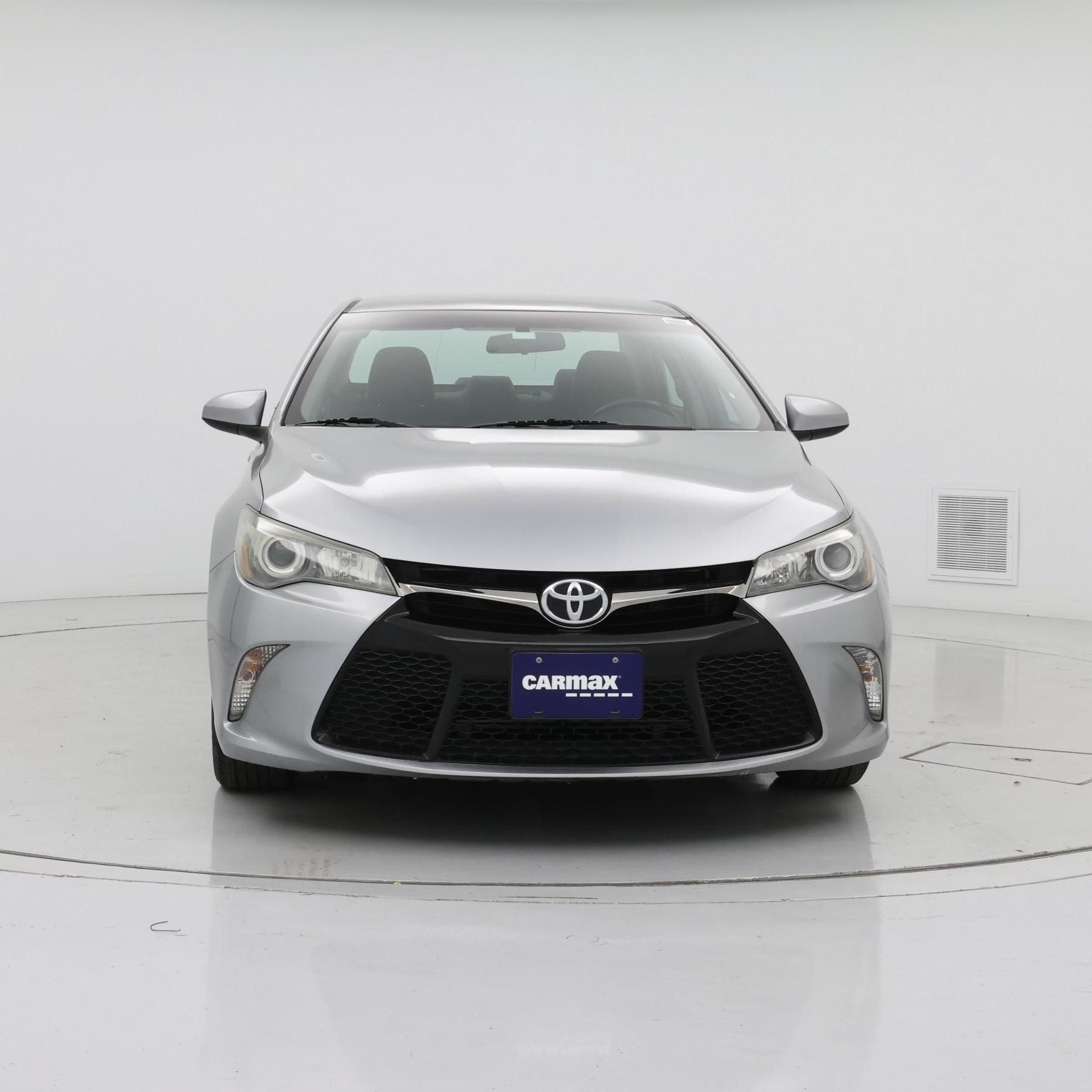 Thumbnail: 2015 Toyota Camry - 5