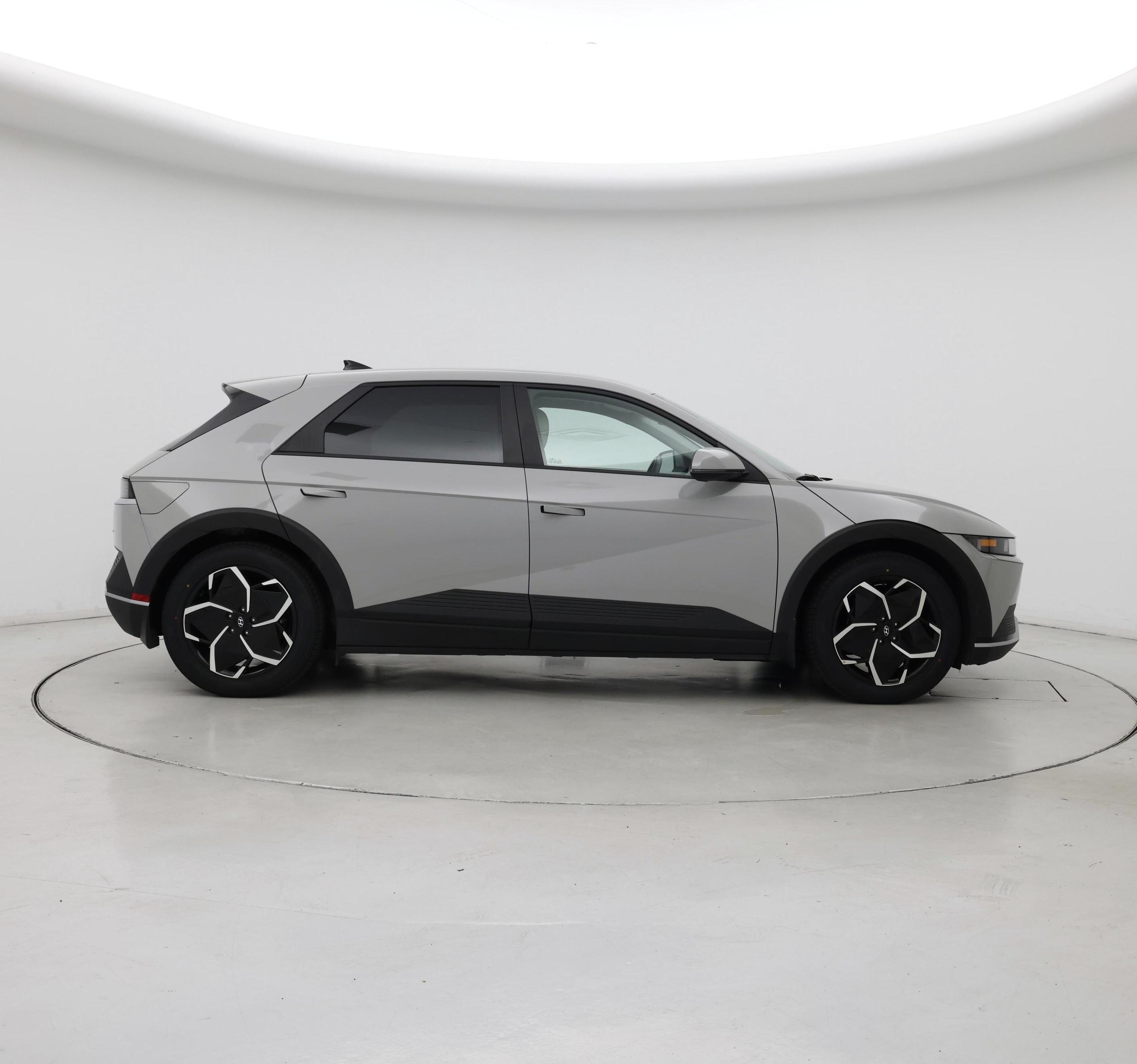 Thumbnail: 2022 Hyundai Ioniq 5 - 7
