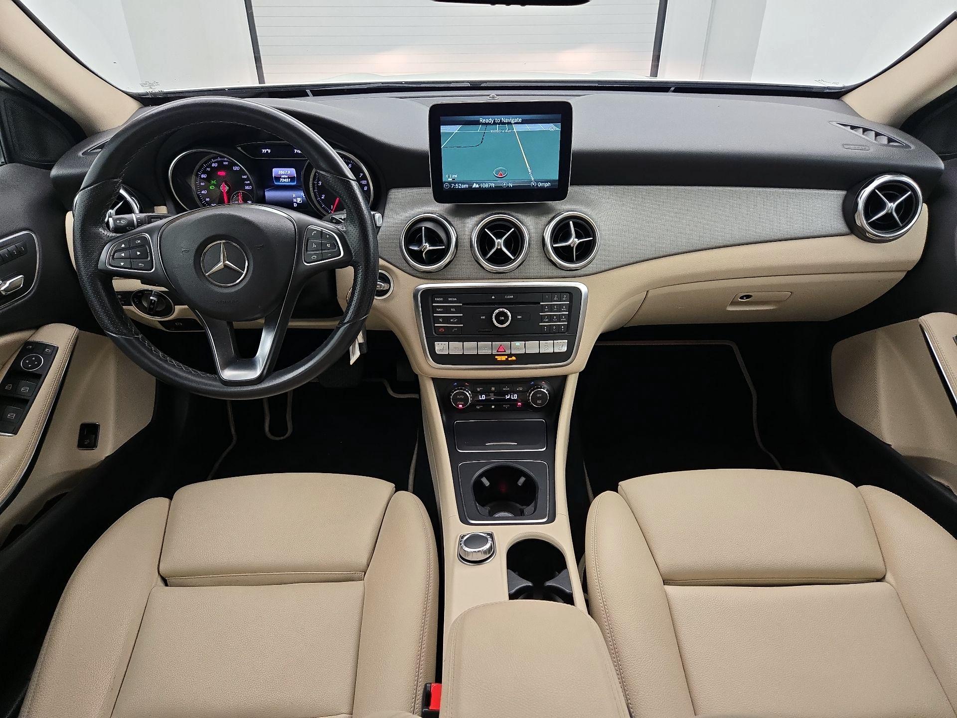 Thumbnail: 2018 Mercedes-Benz GLA - 9