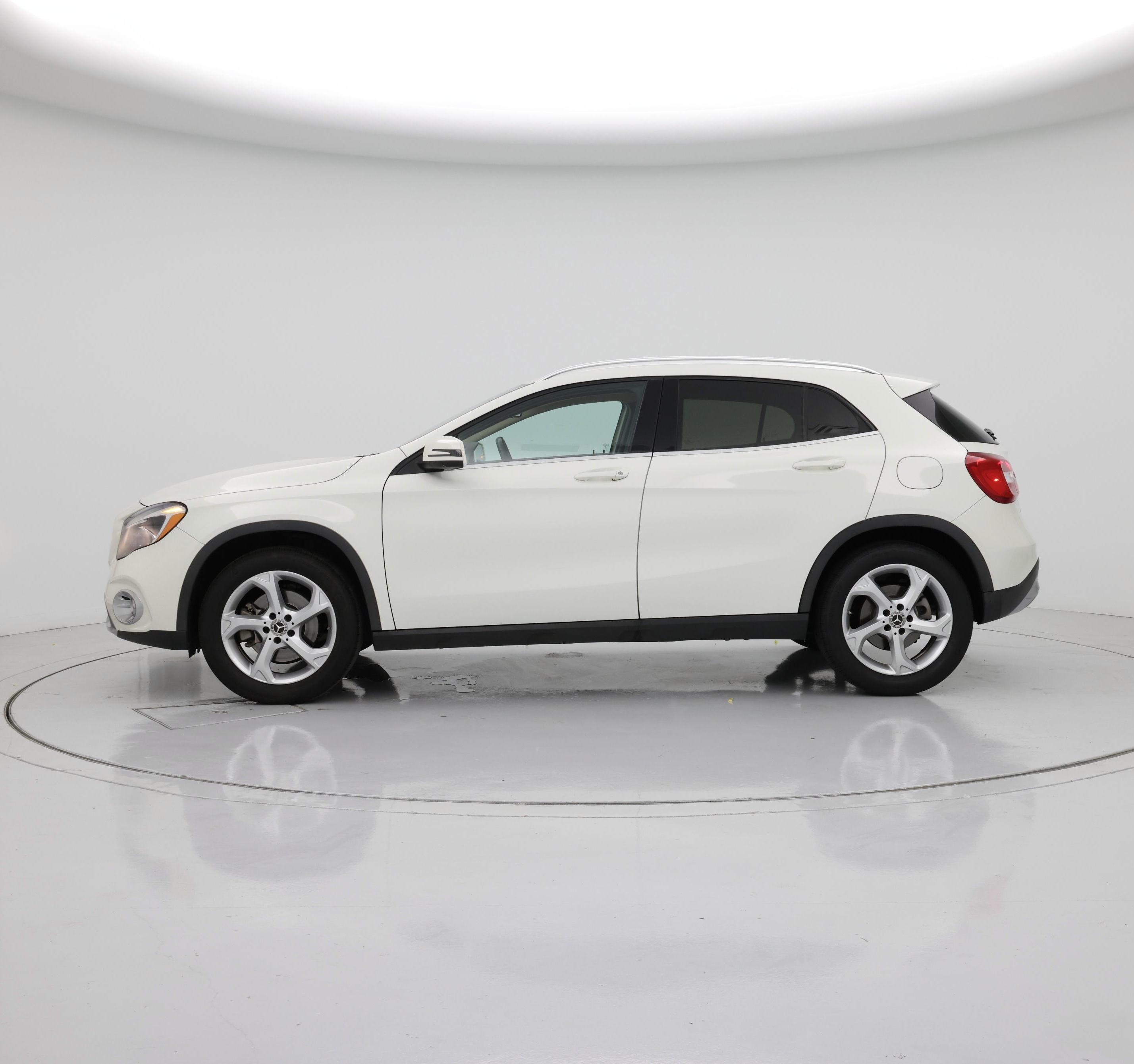 Thumbnail: 2018 Mercedes-Benz GLA - 3