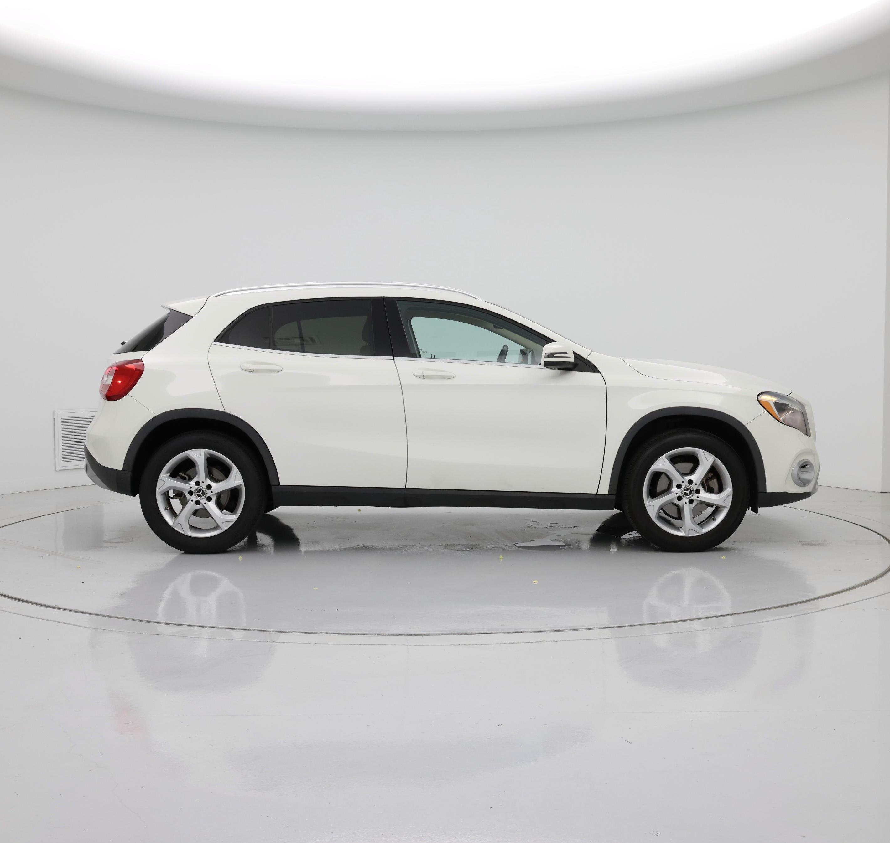 Thumbnail: 2018 Mercedes-Benz GLA - 7
