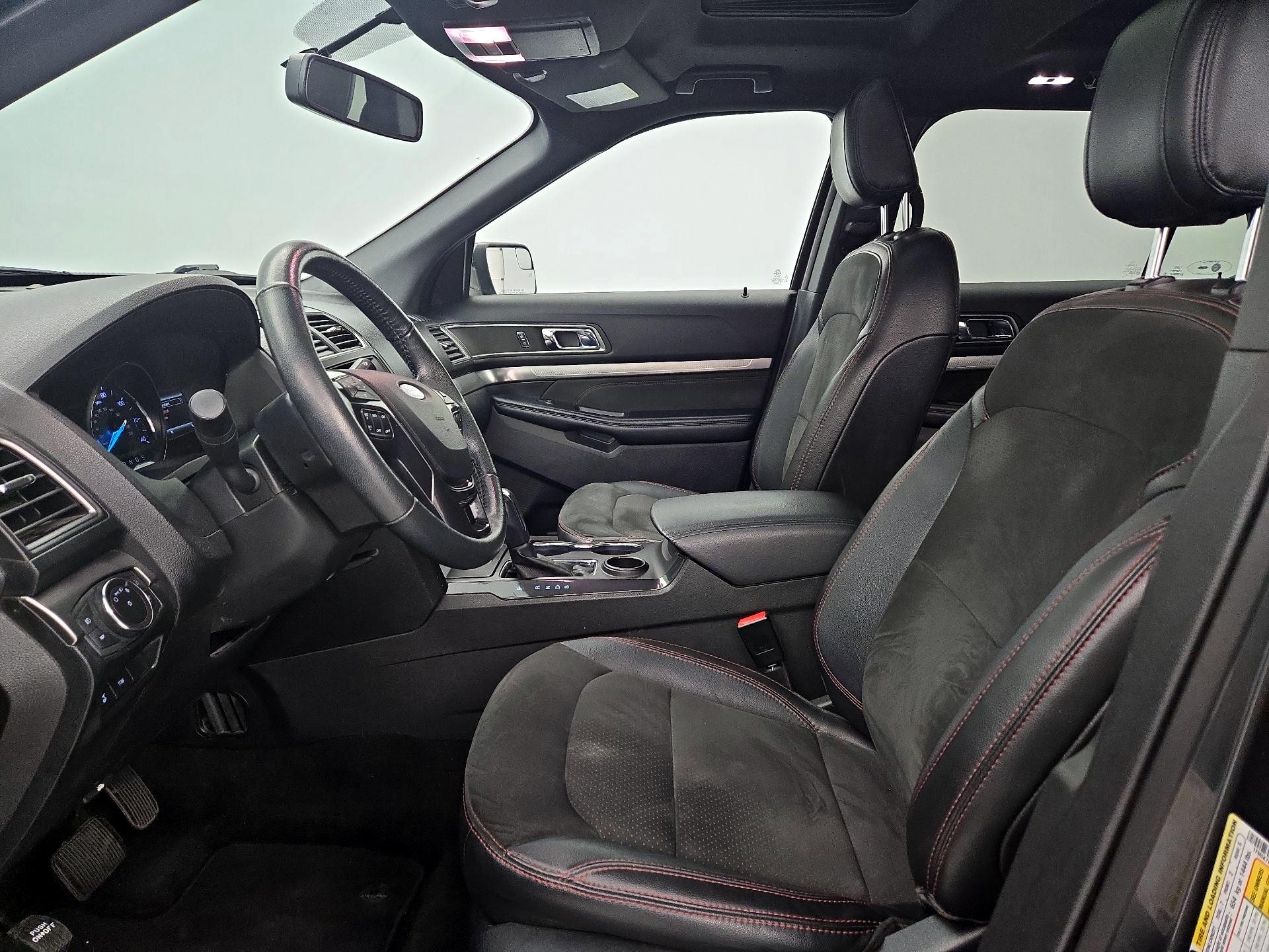 Thumbnail: 2018 Ford Explorer - 11