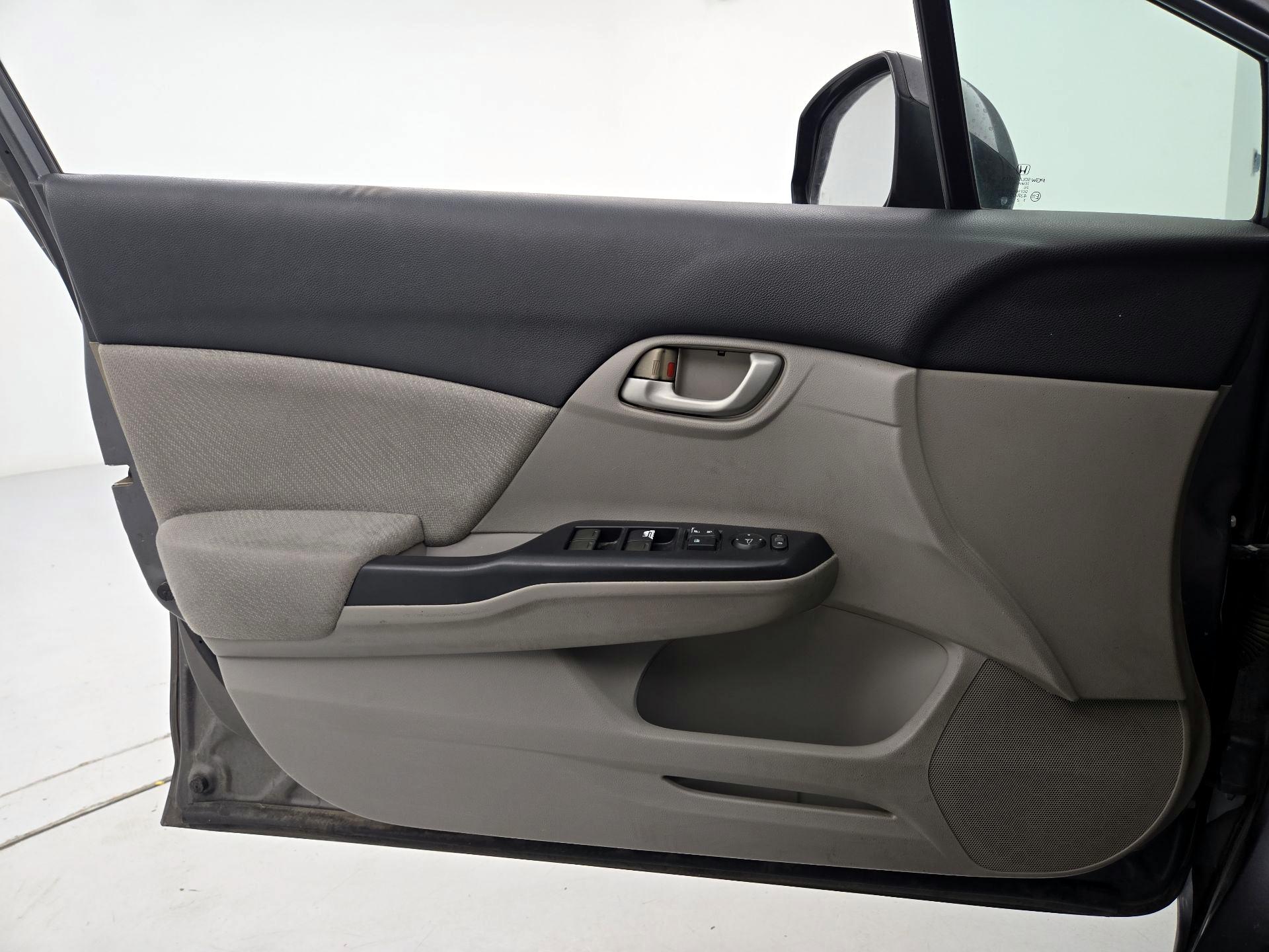 Thumbnail: 2013 Honda Civic - 12