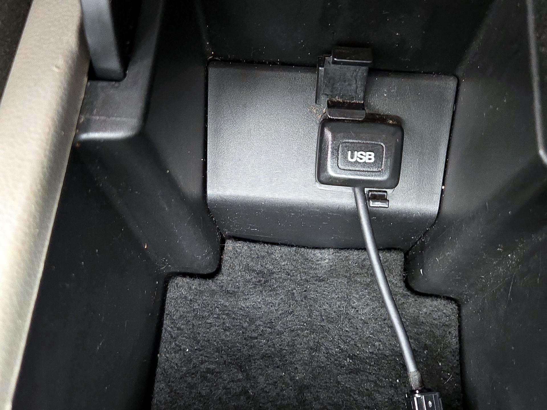 Thumbnail: 2013 Honda Civic - 18