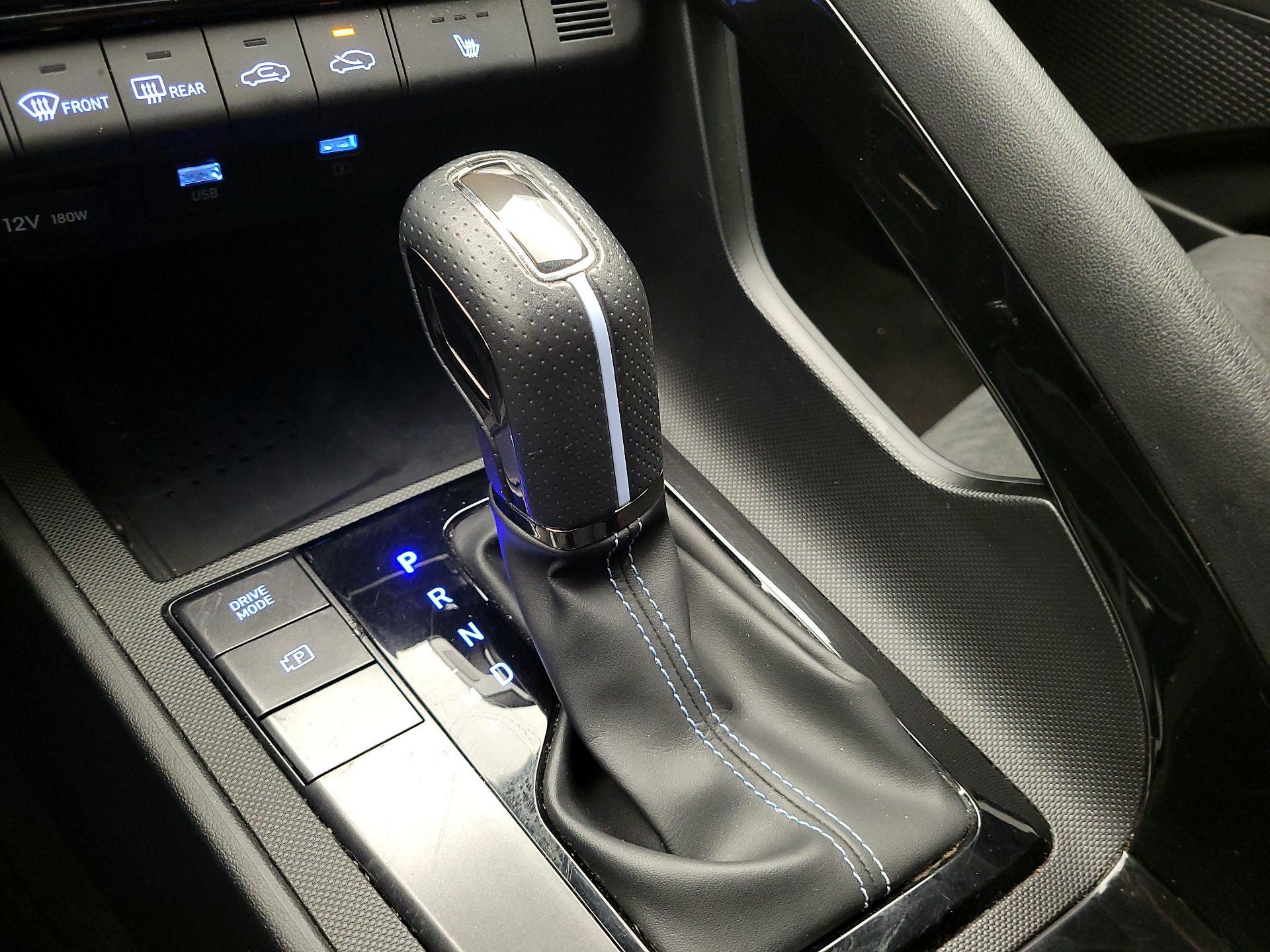 Thumbnail: 2023 Hyundai Elantra - 18