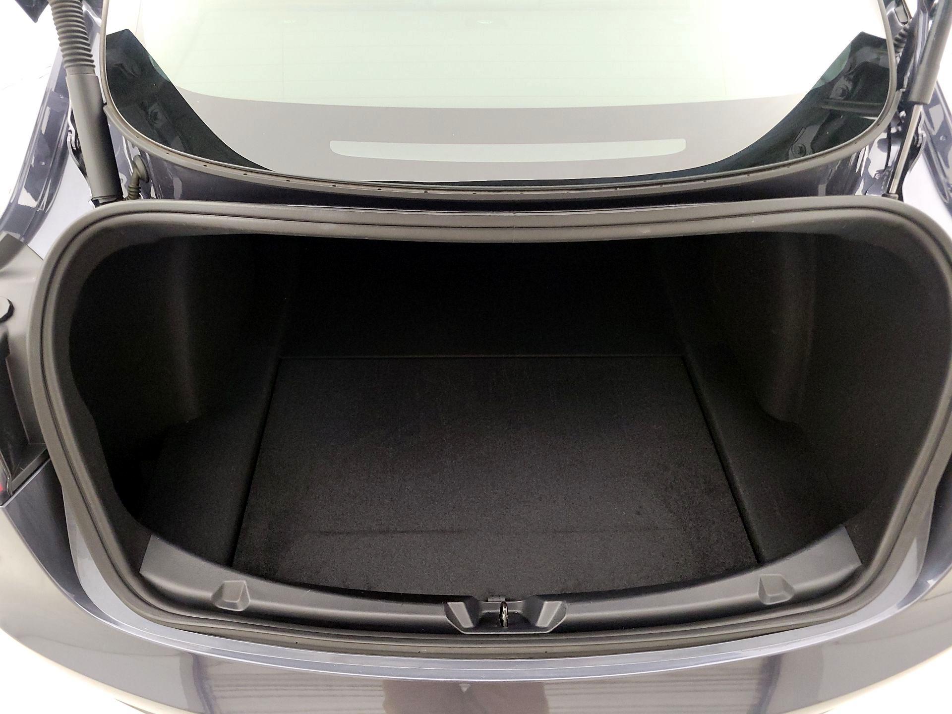 Thumbnail: 2023 Tesla Model 3 - 19