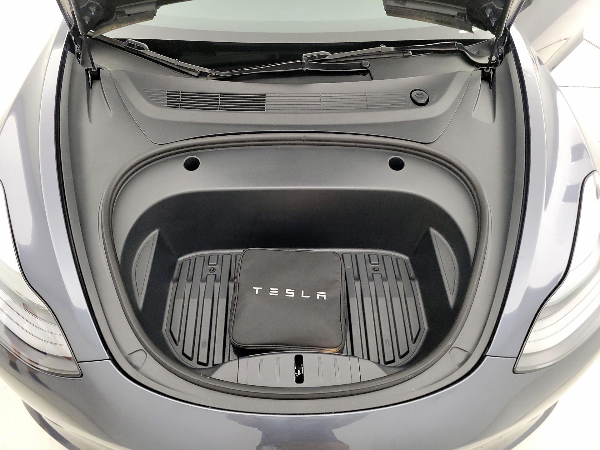 Thumbnail: 2023 Tesla Model 3 - 20