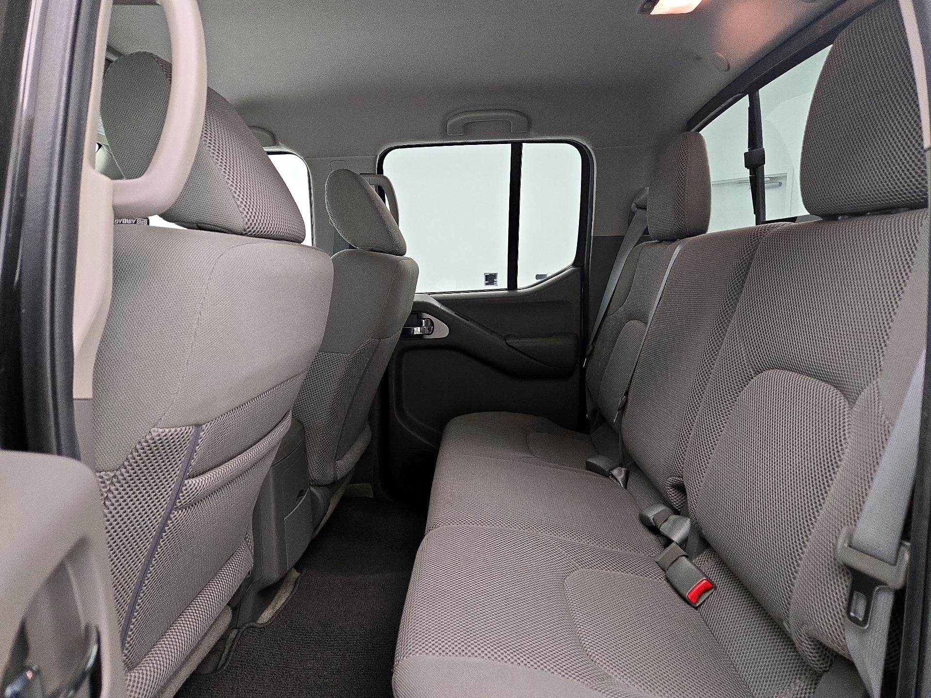 Thumbnail: 2015 Nissan Frontier - 19
