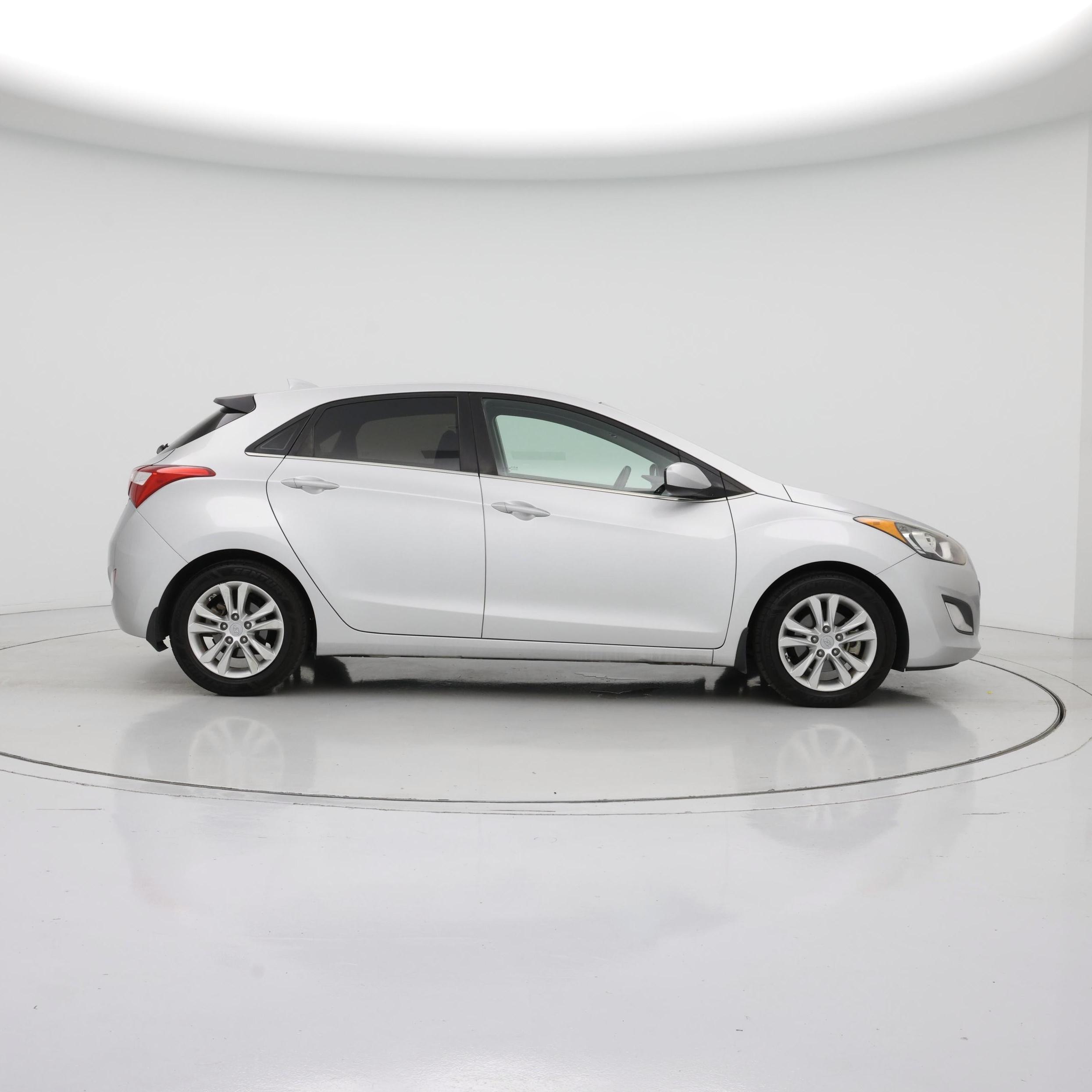 Thumbnail: 2013 Hyundai Elantra - 7