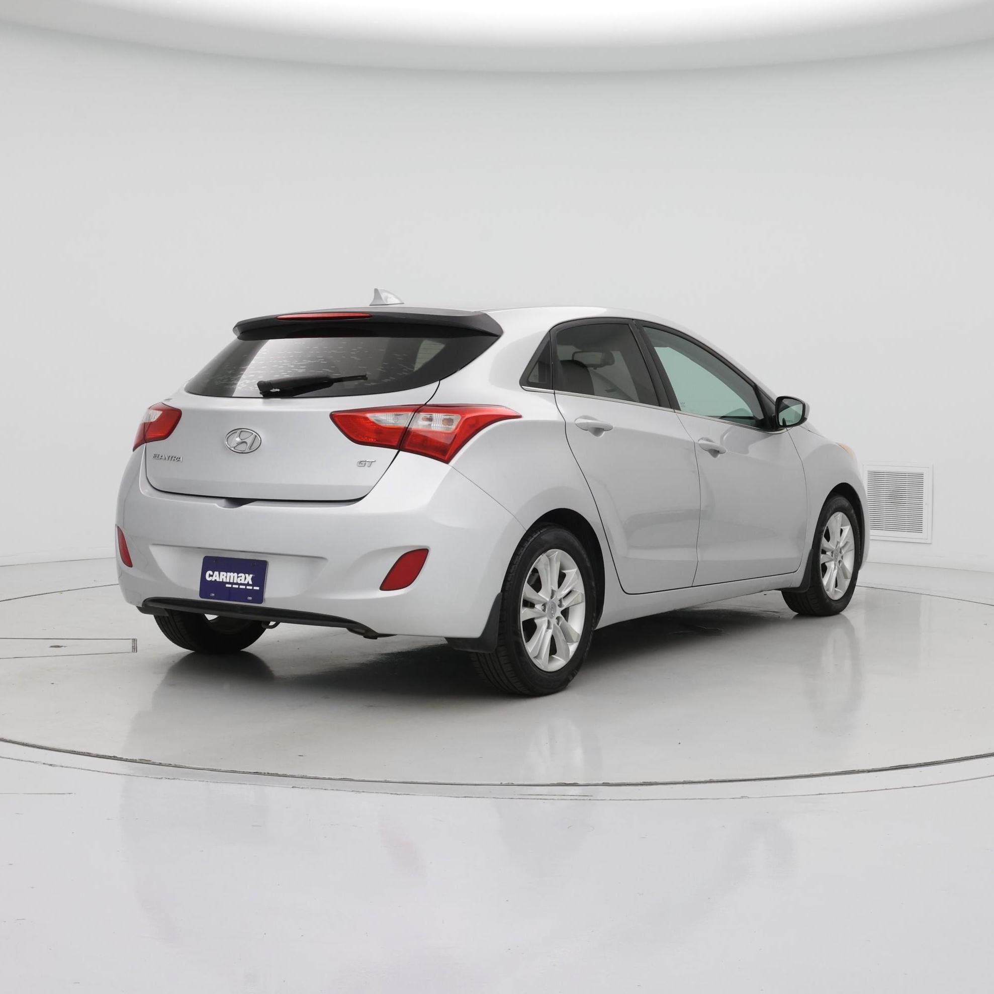 Thumbnail: 2013 Hyundai Elantra - 8