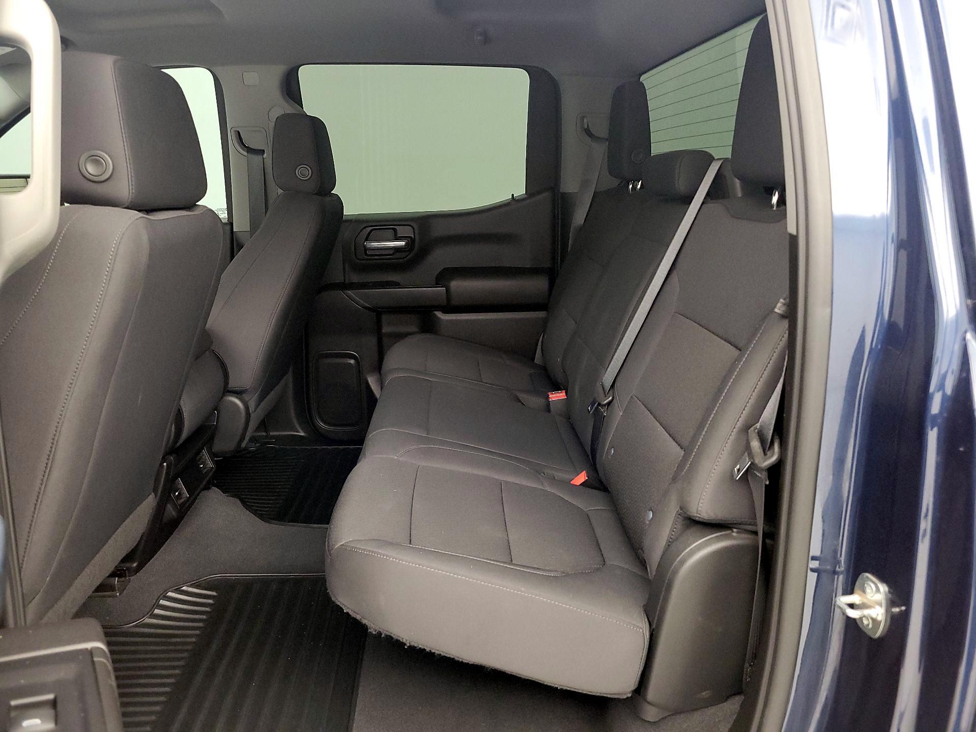 Thumbnail: 2021 Chevrolet Silverado 1500 - 19