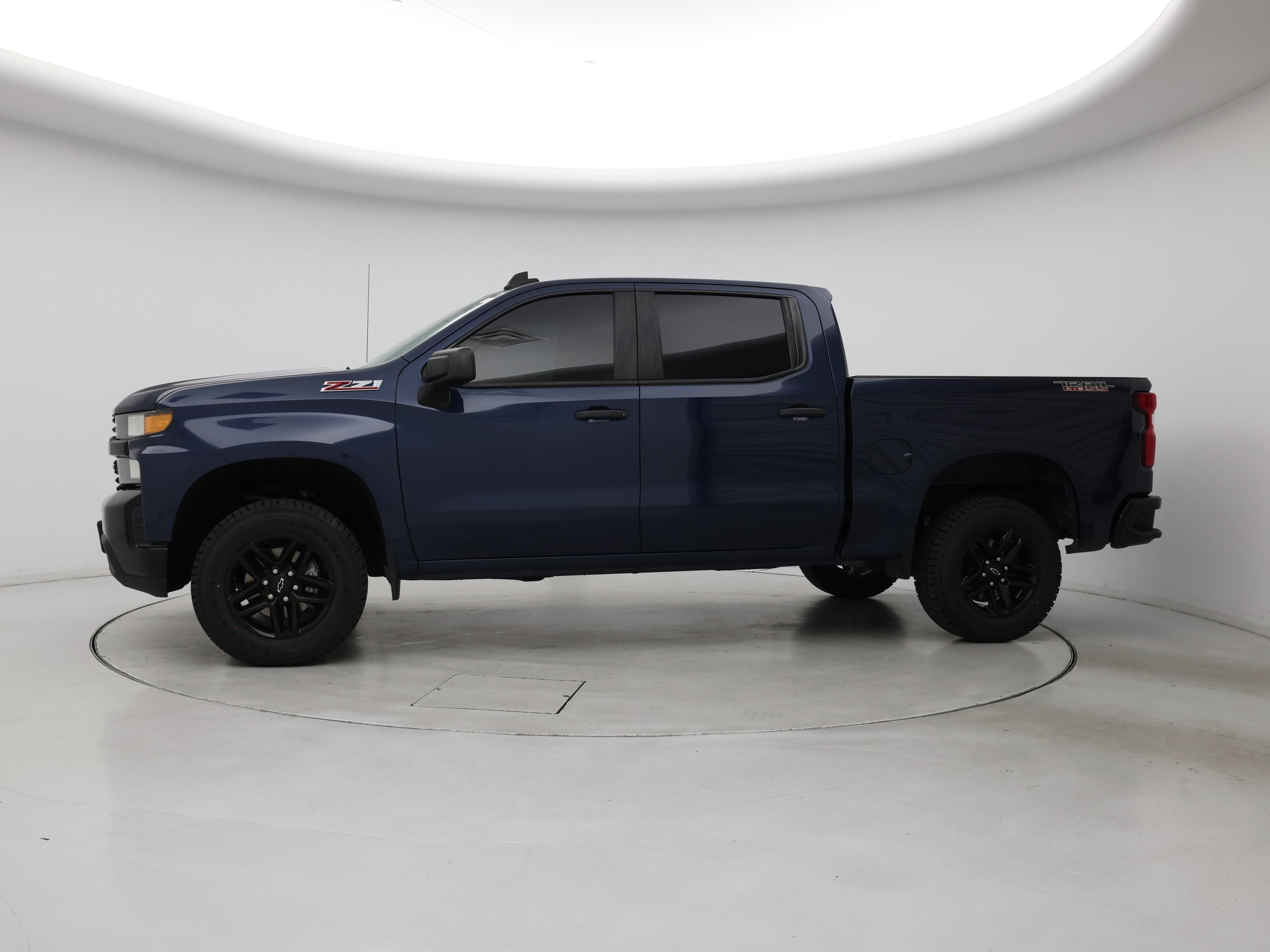 Thumbnail: 2021 Chevrolet Silverado 1500 - 3