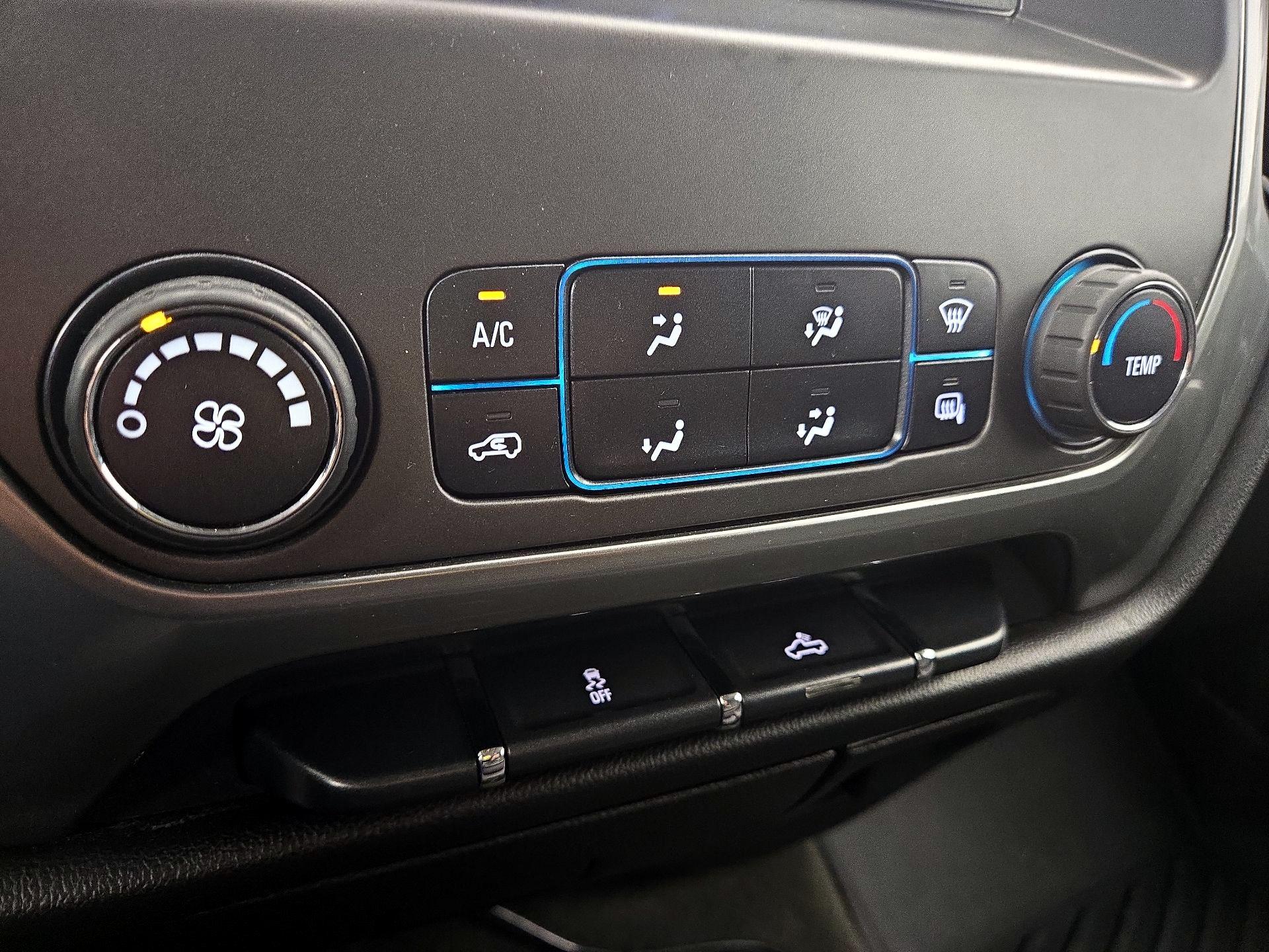 Thumbnail: 2015 Chevrolet Silverado 1500 - 15