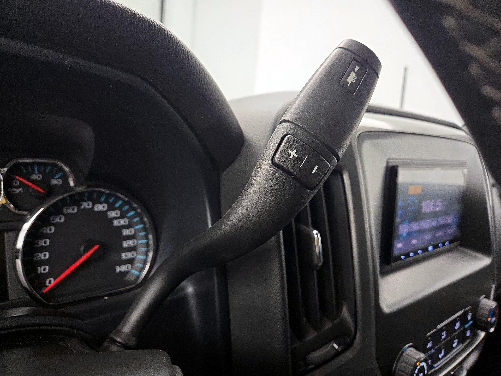 Thumbnail: 2015 Chevrolet Silverado 1500 - 16
