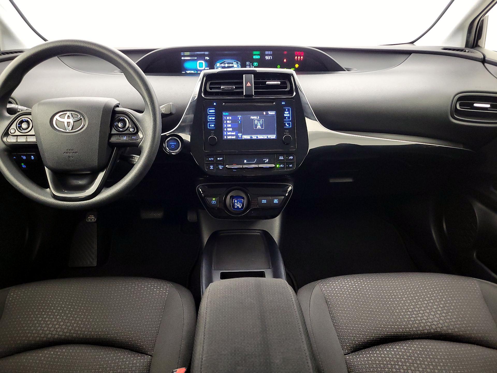 Thumbnail: 2019 Toyota Prius - 9