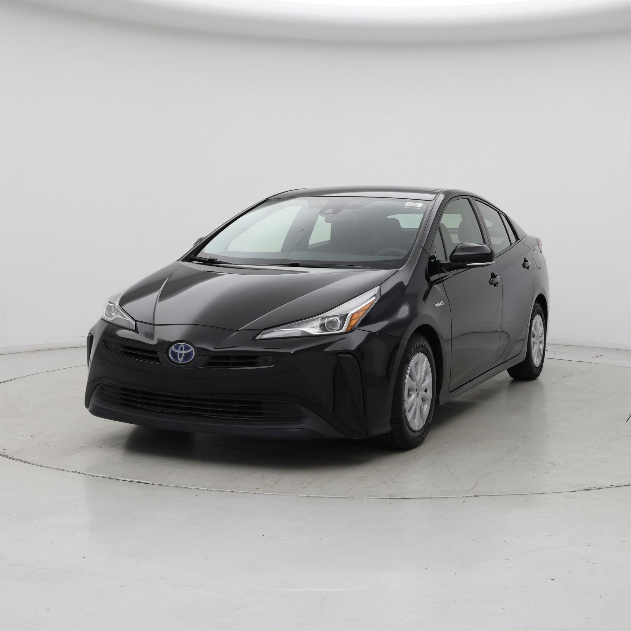 Thumbnail: 2019 Toyota Prius - 4