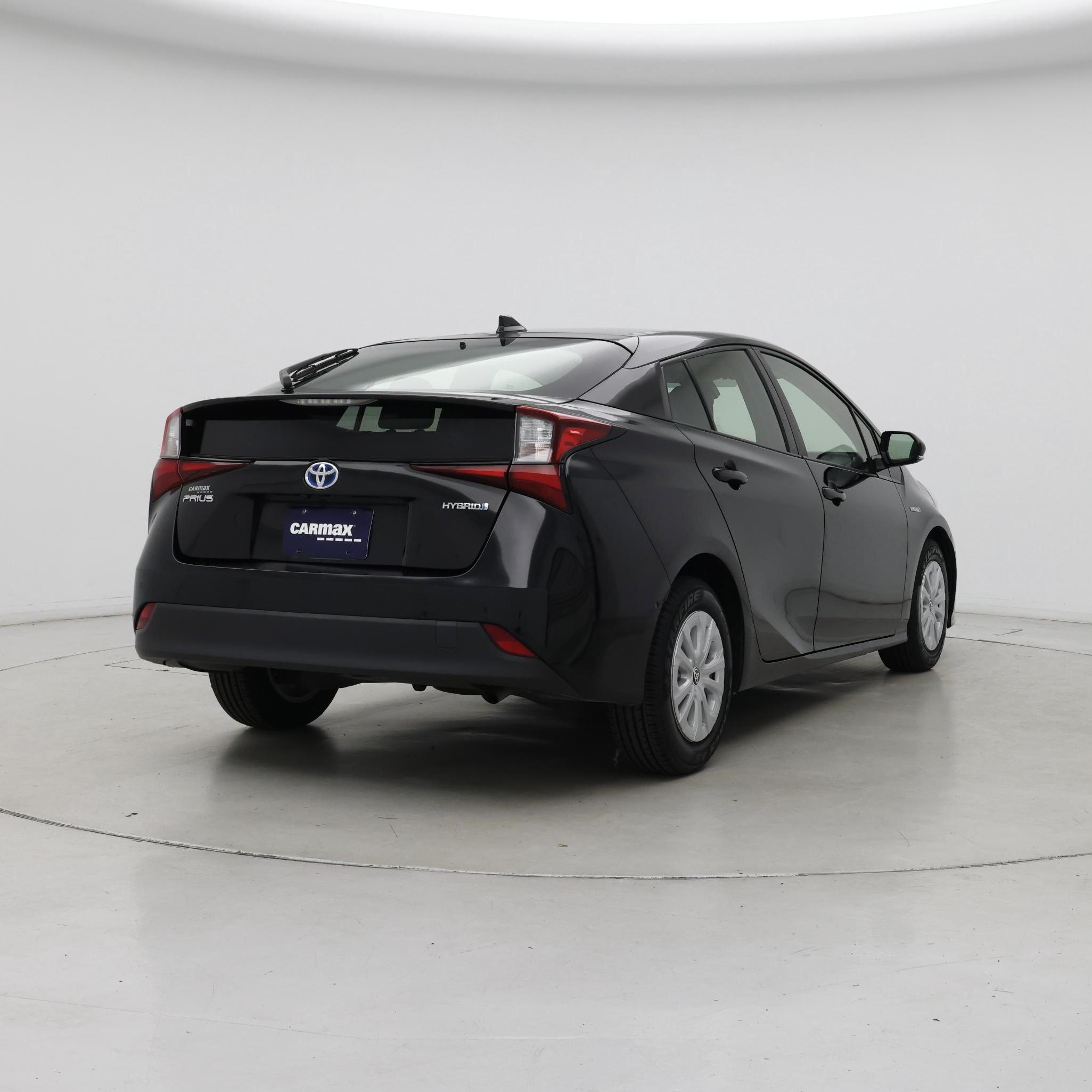 Thumbnail: 2019 Toyota Prius - 8