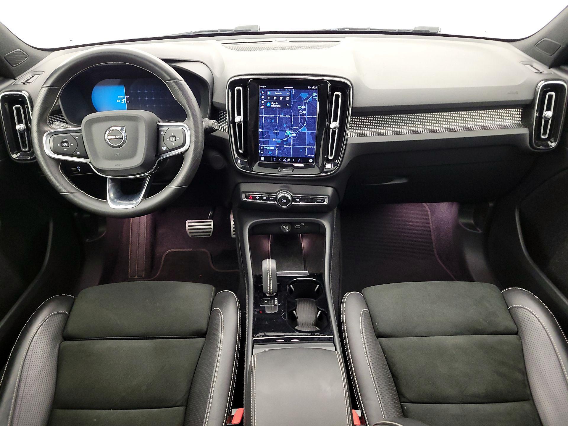Thumbnail: 2021 Volvo XC40 - 9