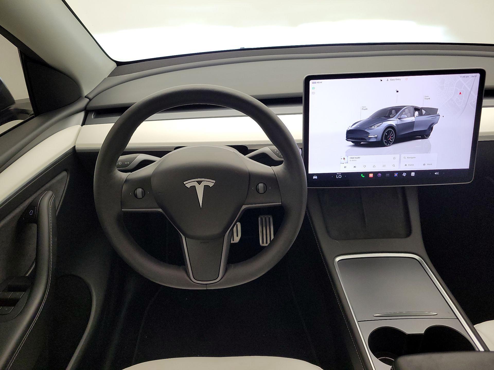 Thumbnail: 2023 Tesla Model Y - 10