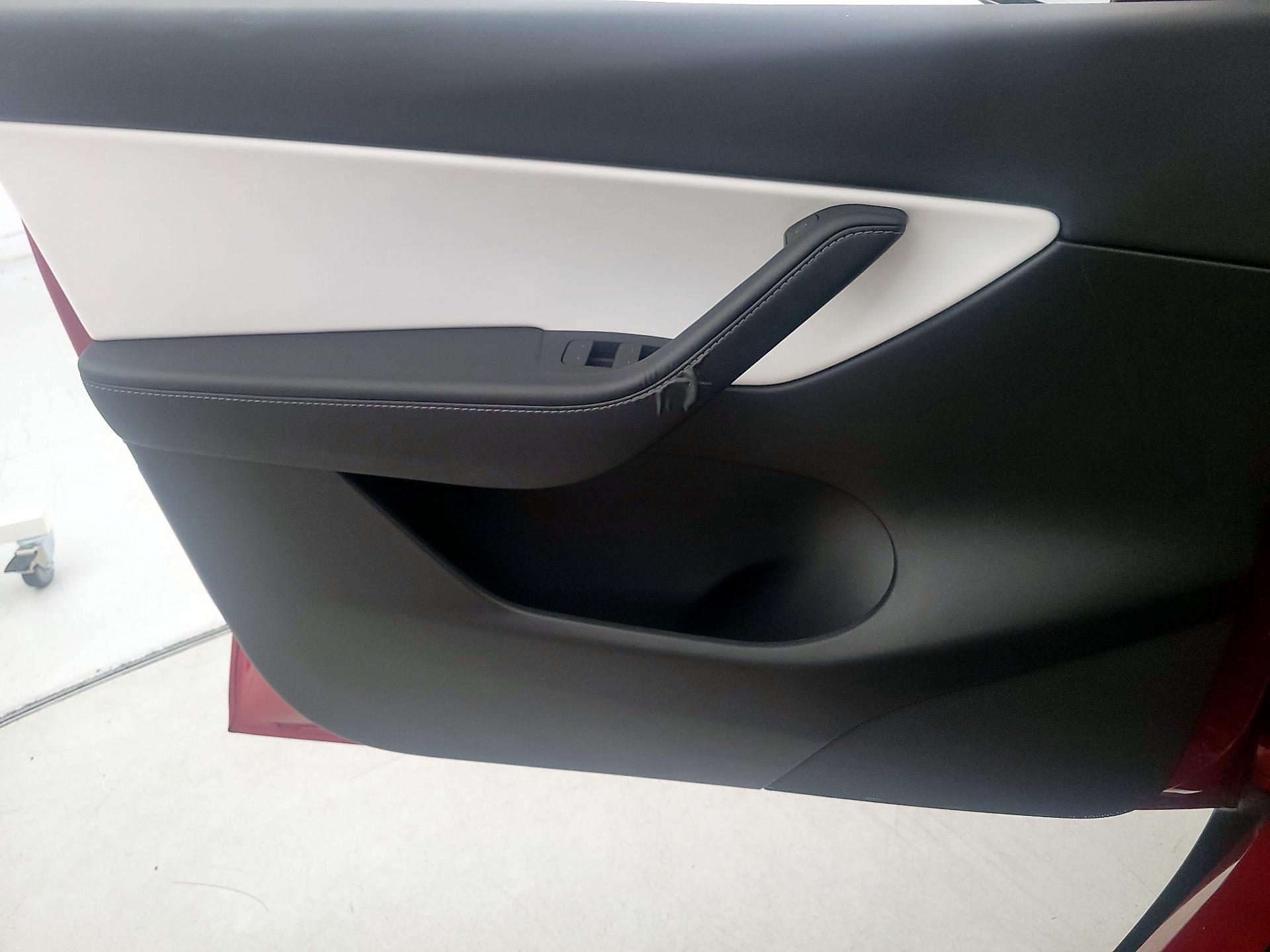 Thumbnail: 2022 Tesla Model Y - 12