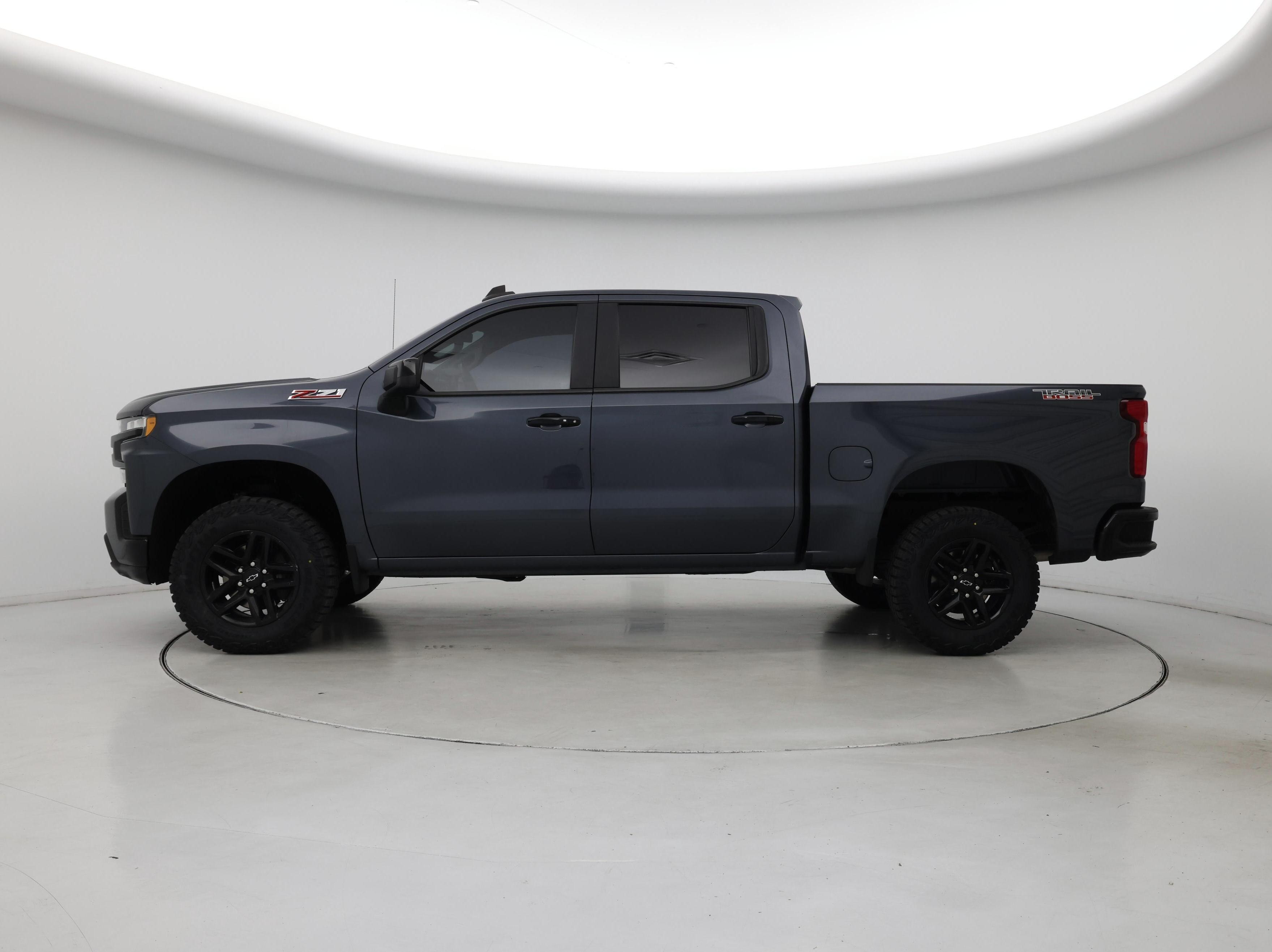 Thumbnail: 2021 Chevrolet Silverado 1500 - 3