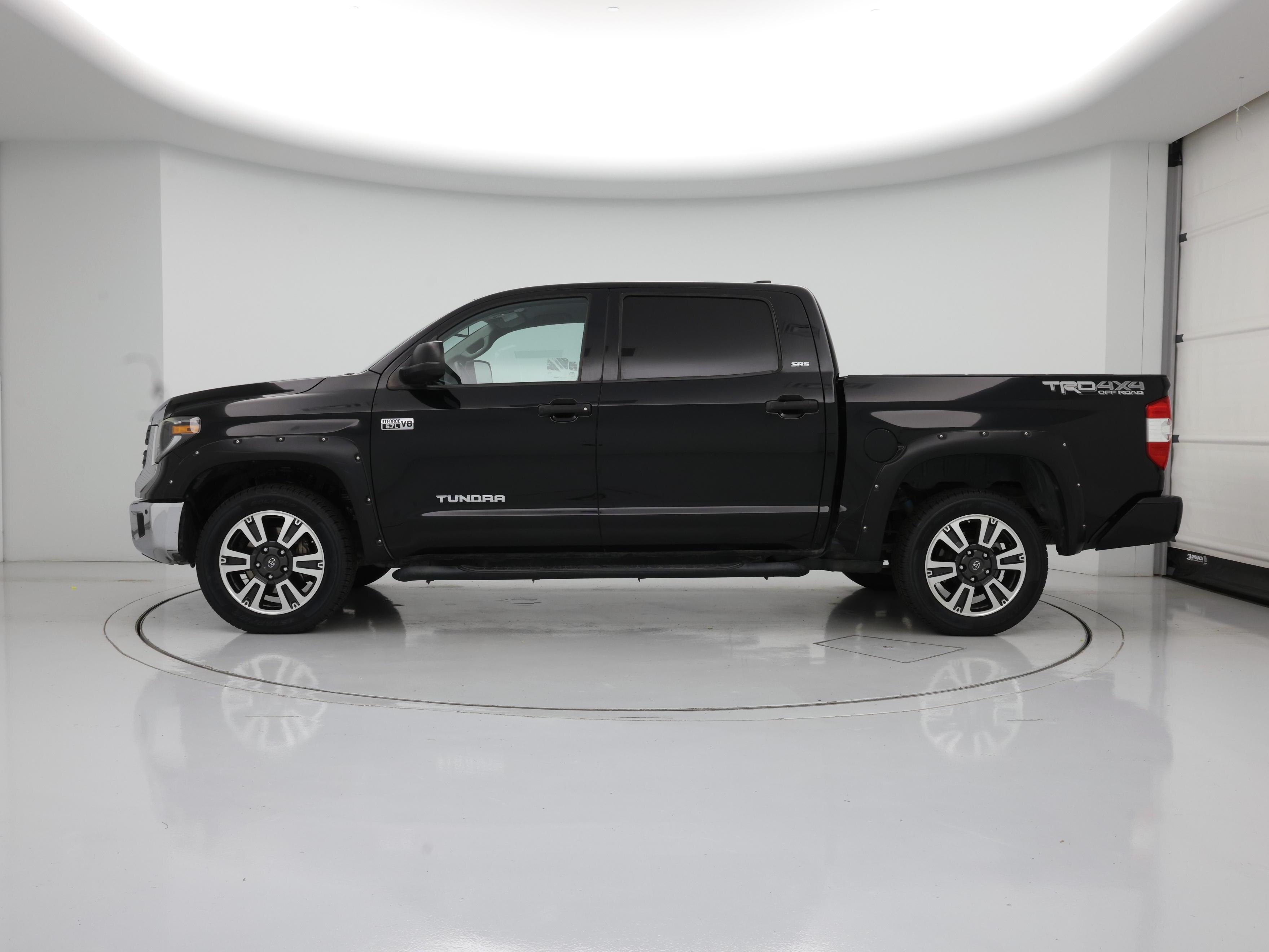 Thumbnail: 2020 Toyota Tundra - 3