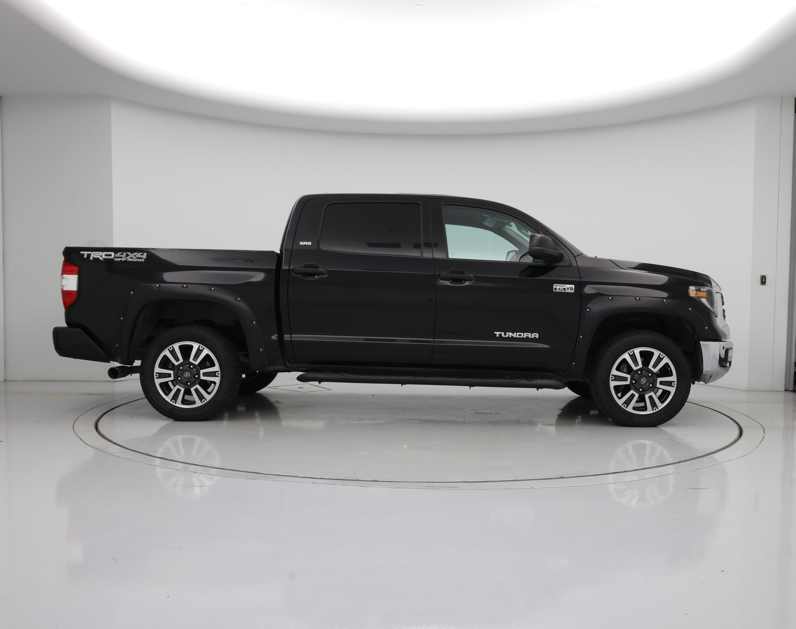 Thumbnail: 2020 Toyota Tundra - 7