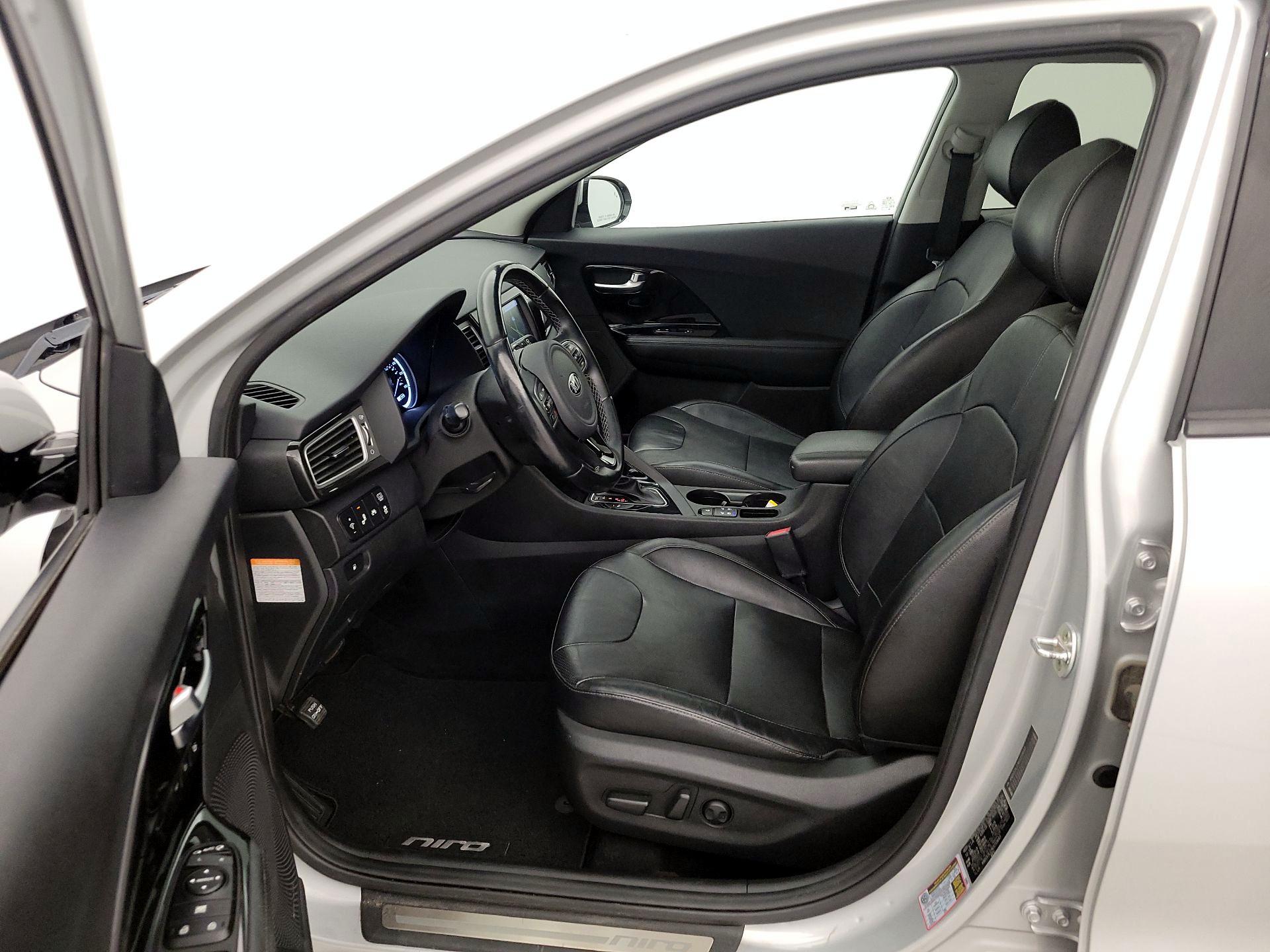Thumbnail: 2019 Kia Niro - 11