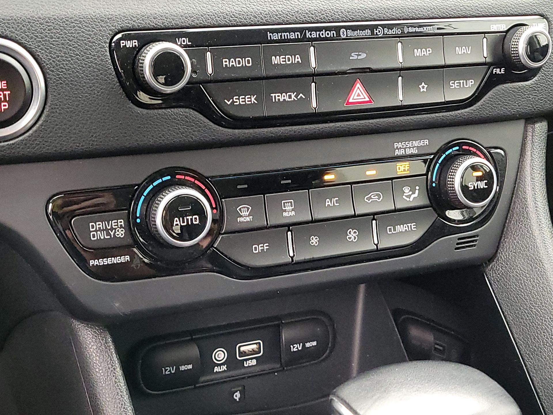 Thumbnail: 2019 Kia Niro - 17